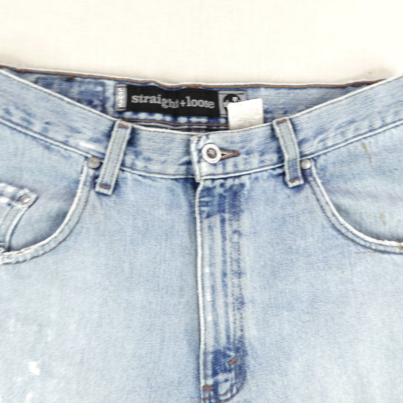 Levi's VINTAGE Levi's Silvertab Denim Shorts Mens 32x30 Blue Faded Loose Cutoff Grunge Size US 32 / EU 48 - 2 Thumbnail