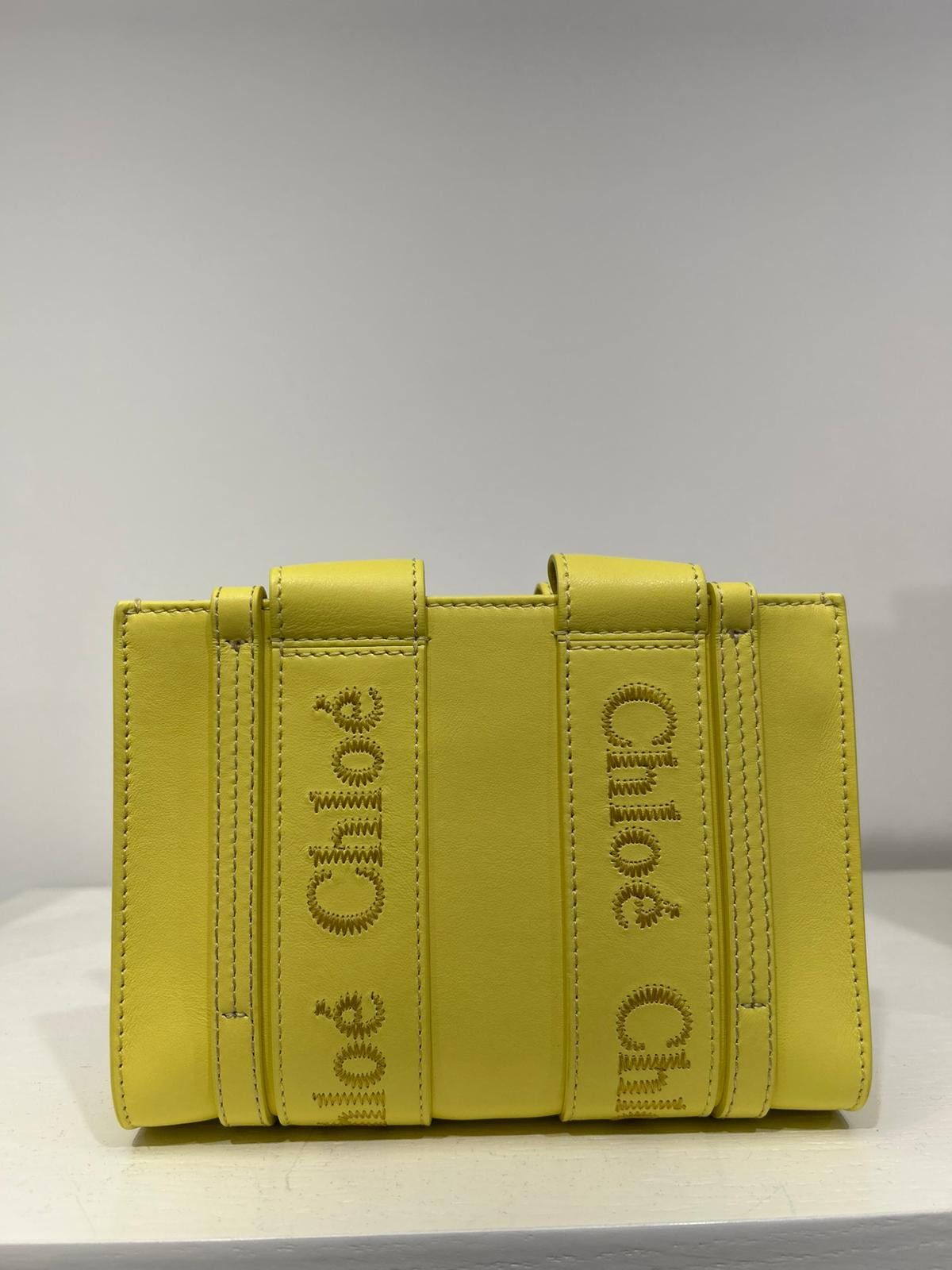Chloe oc11z0825 Size: OS / Tote Bag in Yellow Size ONE SIZE - 1 Thumbnail