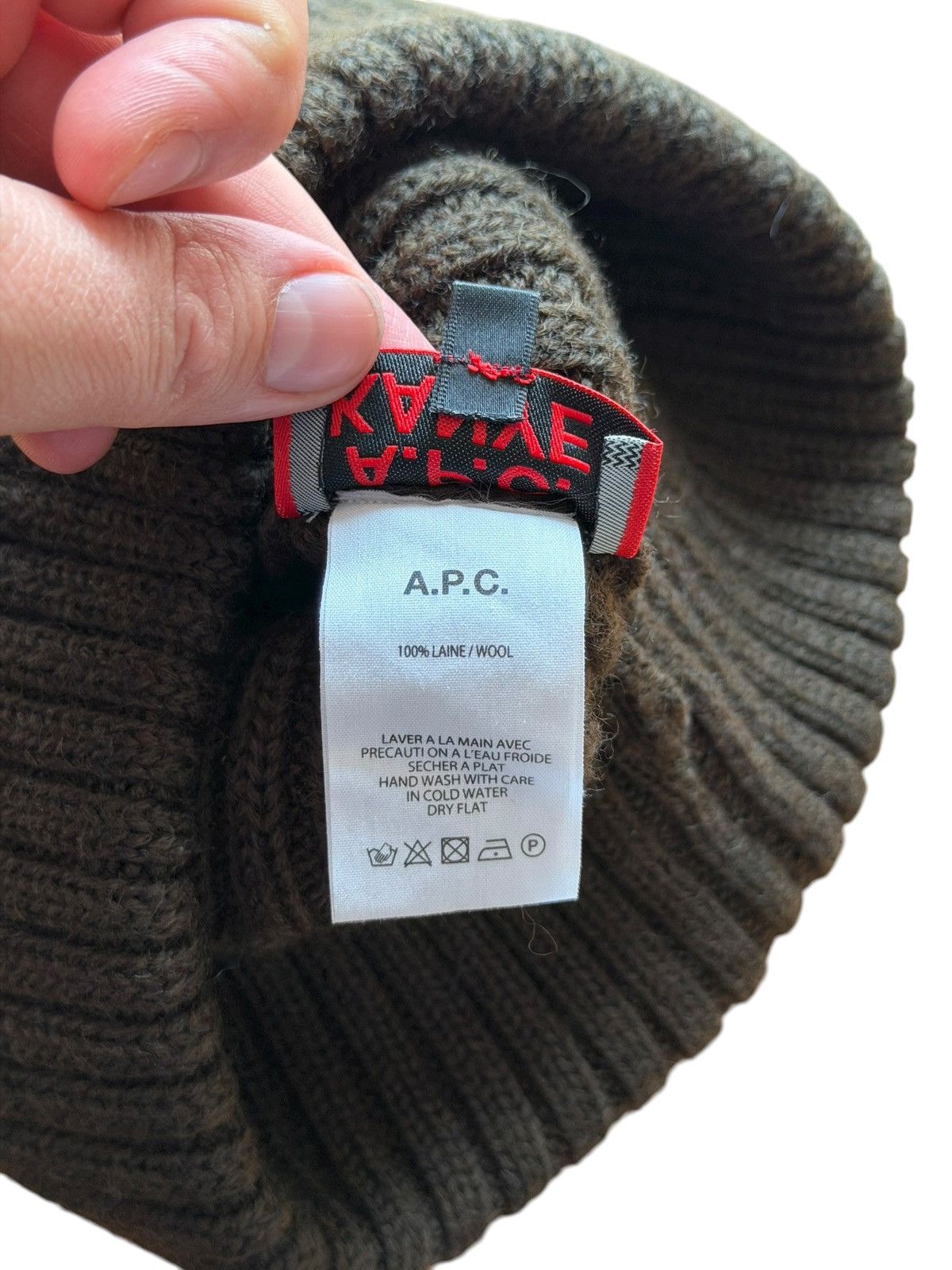 A.P.C. × Kanye West *RARE* KANYE WEST YE X APC PARIS AK BEANIE ARMY Size ONE SIZE - 4 Thumbnail