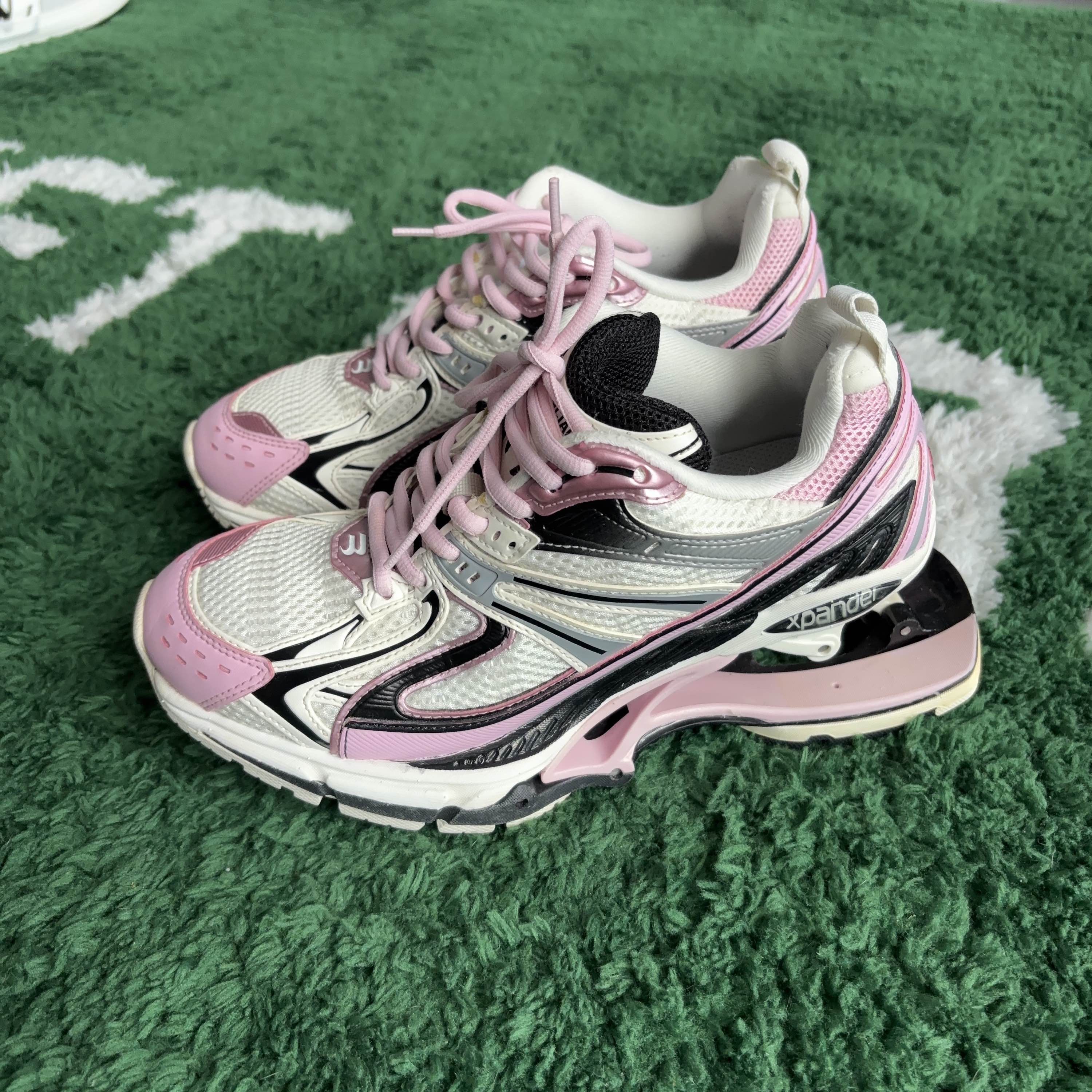 Balenciaga Balenciaga X-Pander Pink Low-Top Sneakers Size 37 Size US 7 / IT 37 - 1 Thumbnail