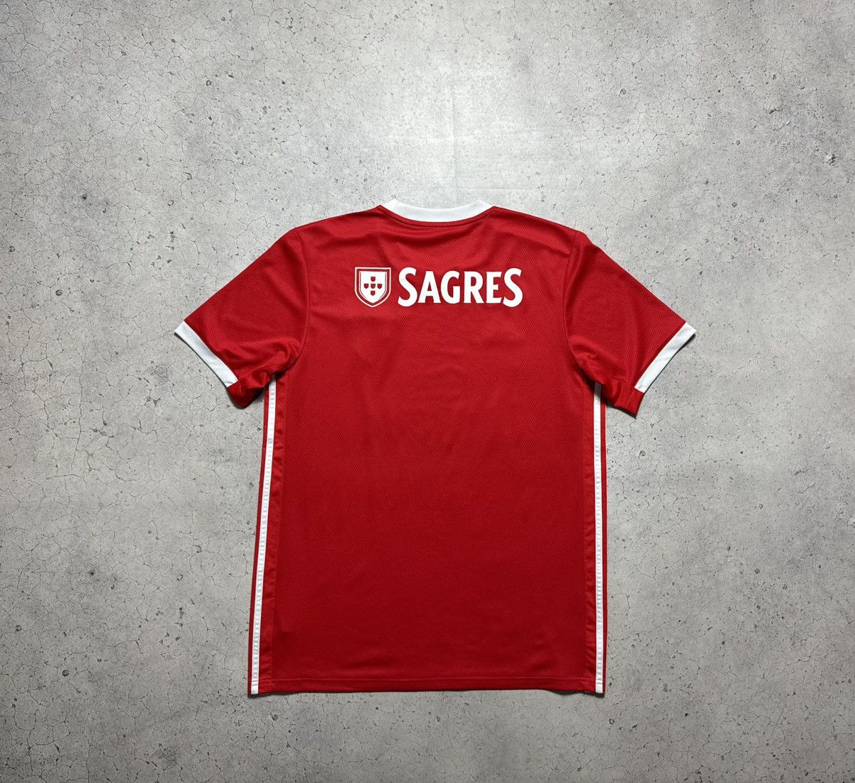 Adidas Adidas Benfica 2019/2020 Vintage Soccer Jersey Size US L / EU 52-54 / 3 - 9 Thumbnail