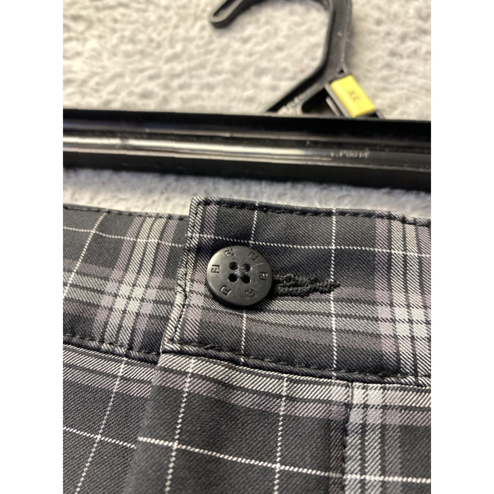 Footjoy FOOTJOY MENS GLEN PLAID GOLF SHORTS SIZE 38 BLACK 155-20 Size US 38 / EU 54 - 2 Thumbnail