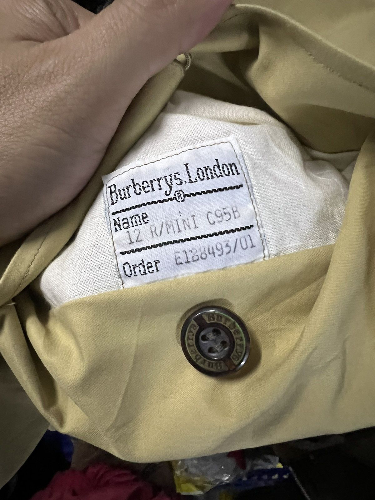 Burberry VINTAGE 90’s BURBERRY TRENCH COAT MADE IN ENGLAND FOR MEN’s Size US S / EU 44-46 / 1 - 15 Thumbnail