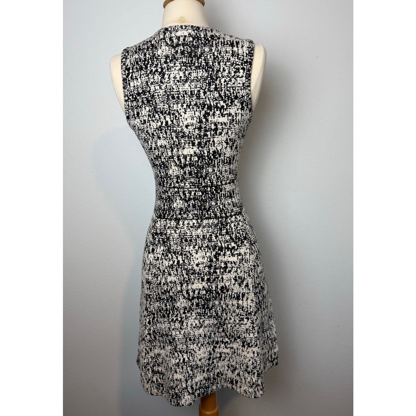 Theory $395 Theory Marl Flare Knit Sweater Dress, Sz P Size S / US 4 / IT 40 - 5 Thumbnail