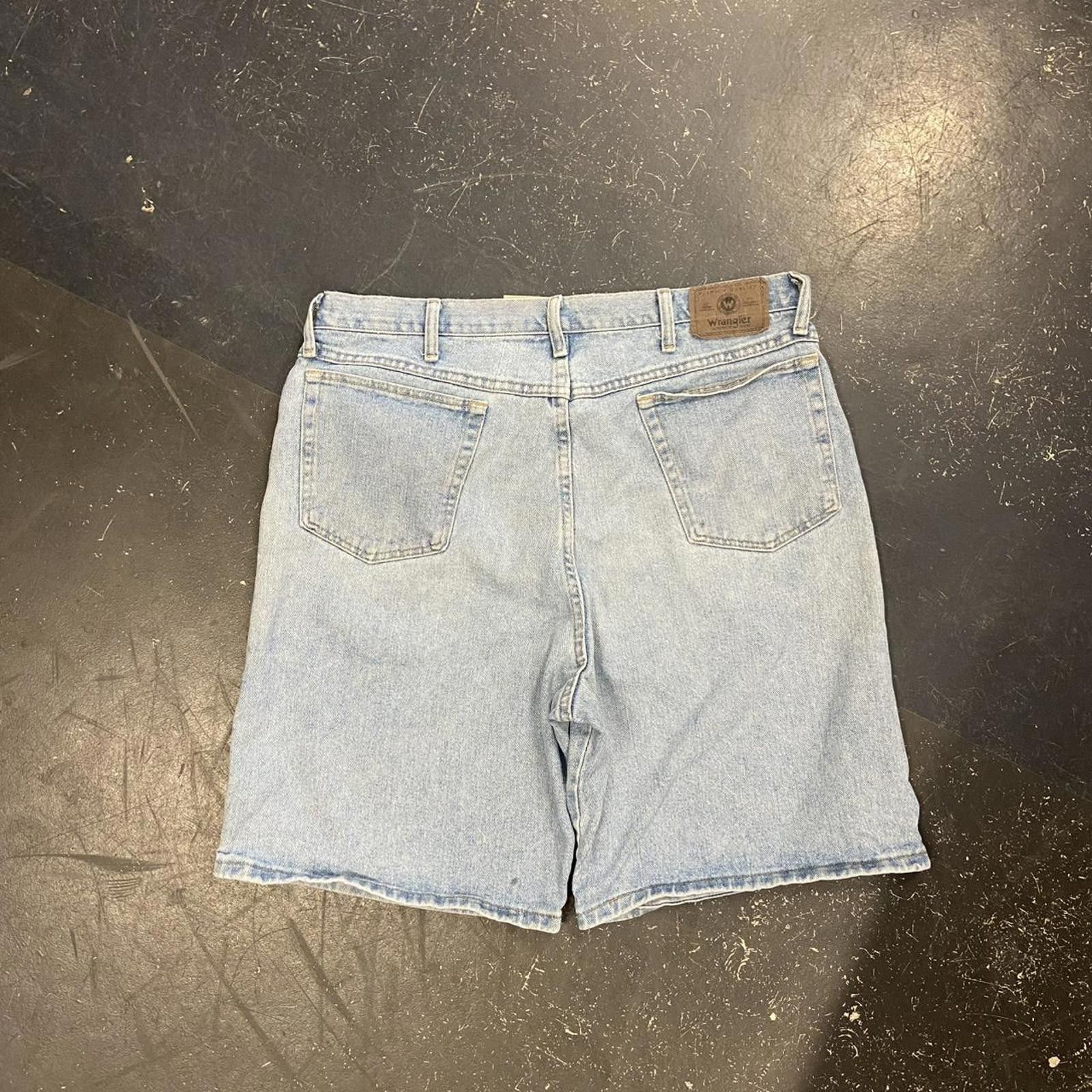 Vintage × Wrangler Vintage Light Wash Wrangler Jorts Size US 38 / EU 54 - 2 Thumbnail