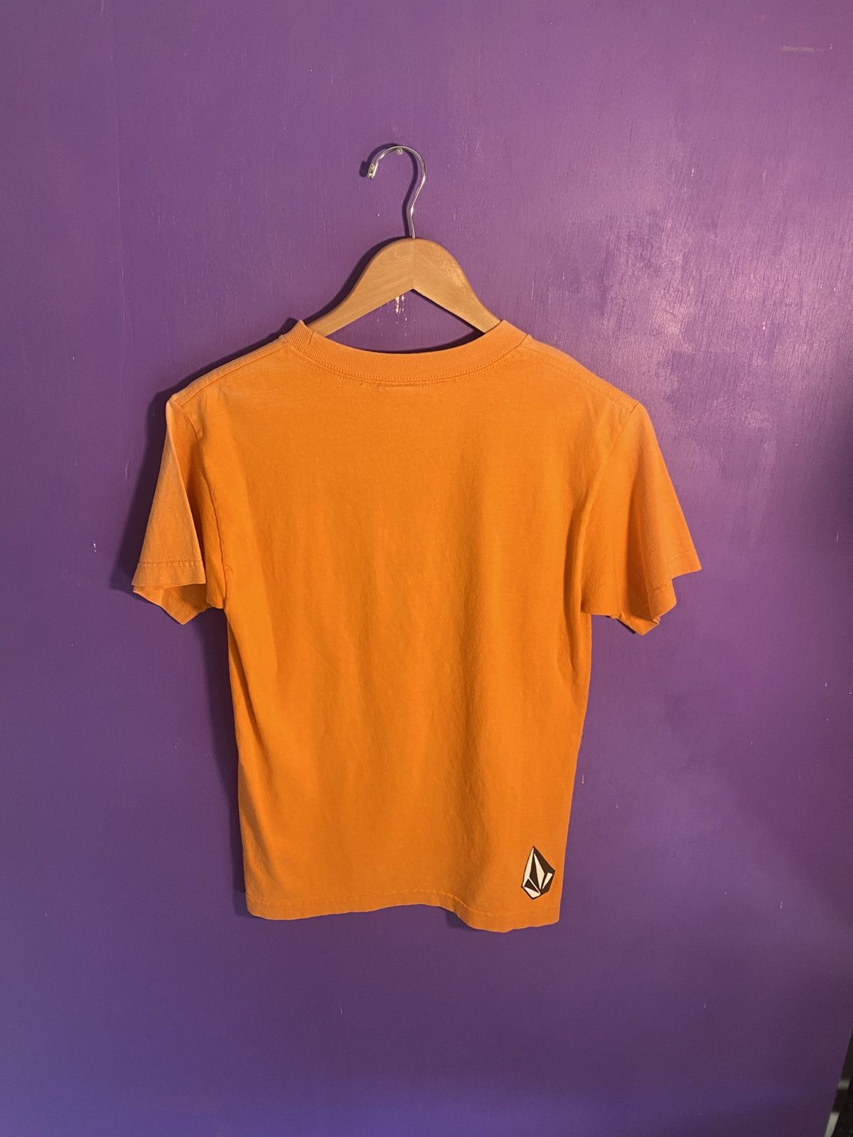 Vintage × Volcom Vintage Y2K Volcom tattoo style logo t-shirt Size US S / EU 44-46 / 1 - 2 Thumbnail