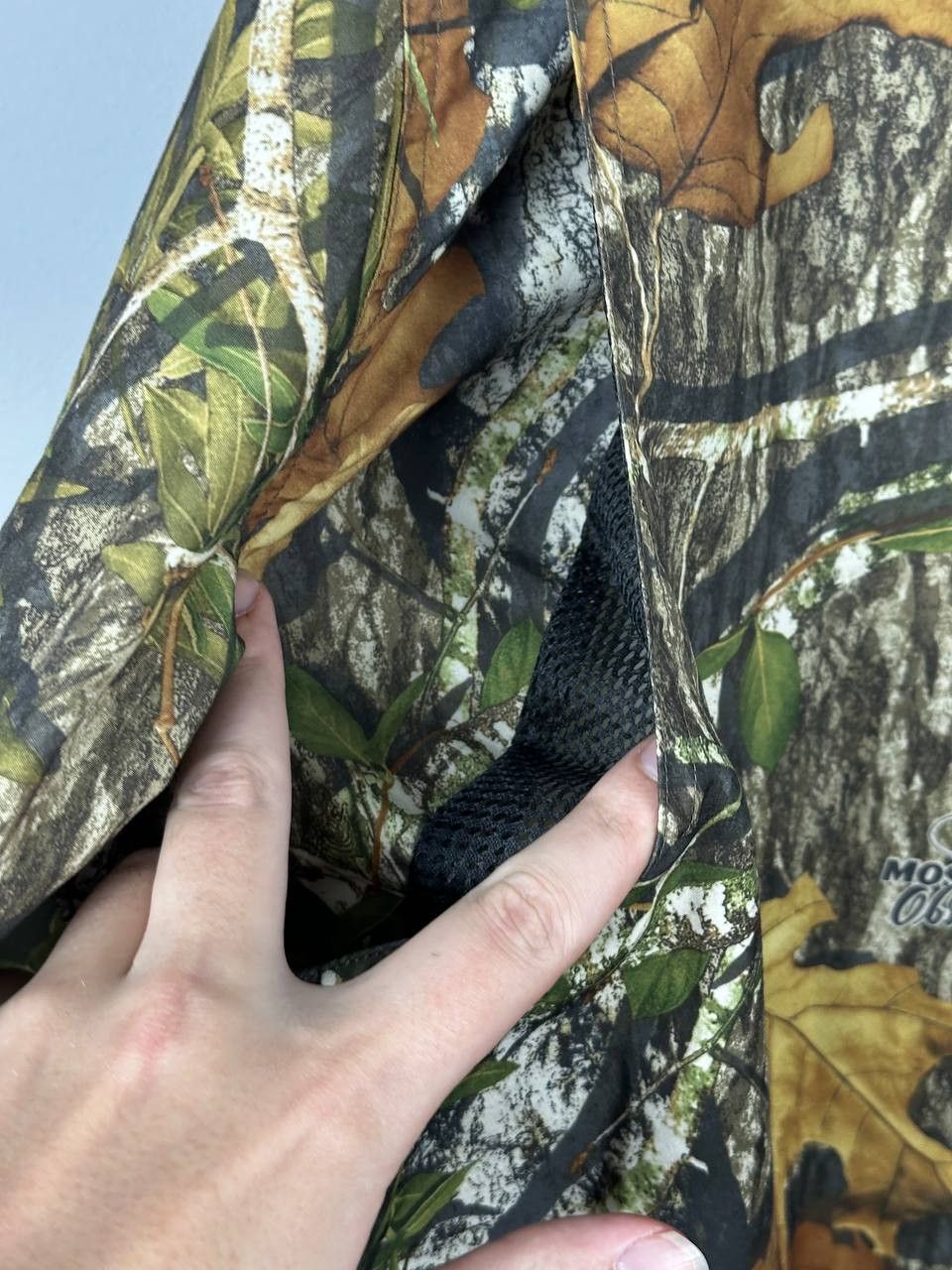 Mossy Oaks Vintage Russell Y2K Mossy Oak Realtree Camo Shirt Size US XL / EU 56 / 4 - 10 Thumbnail