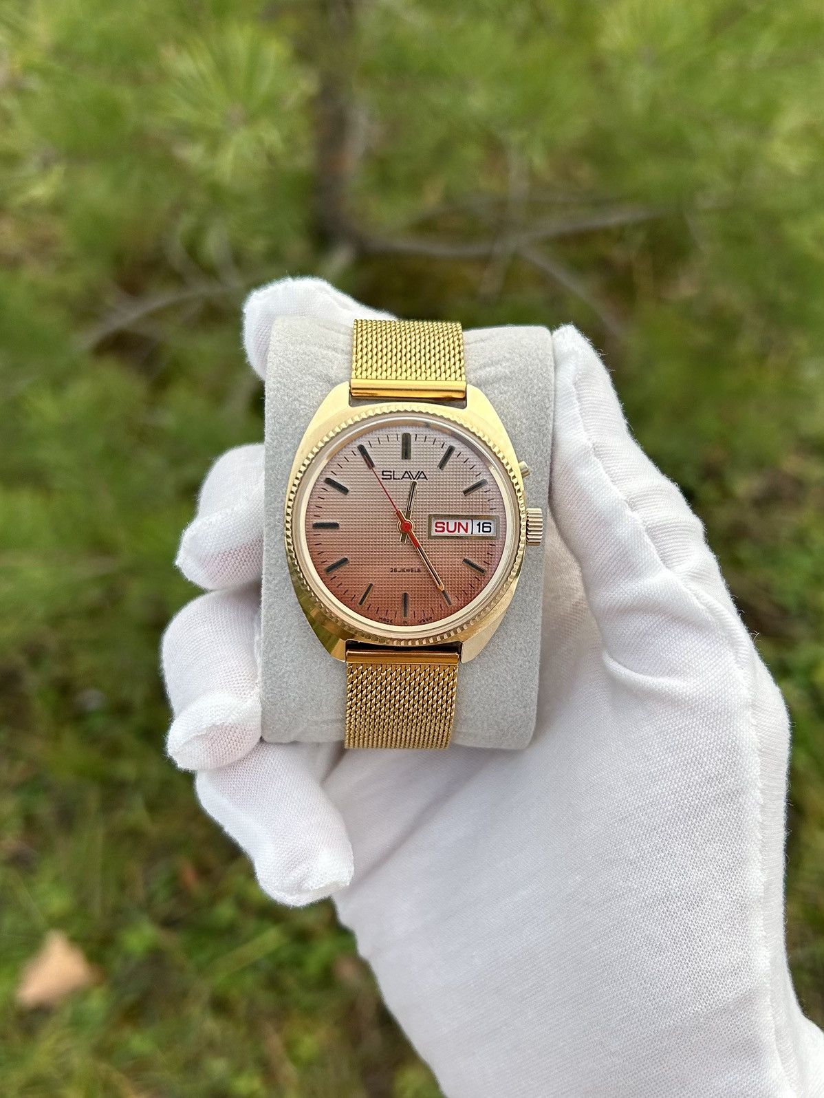 Vintage Vintage Watch Slava Mechanical Made in USSR Authentic 1980s Size ONE SIZE - 11 Thumbnail