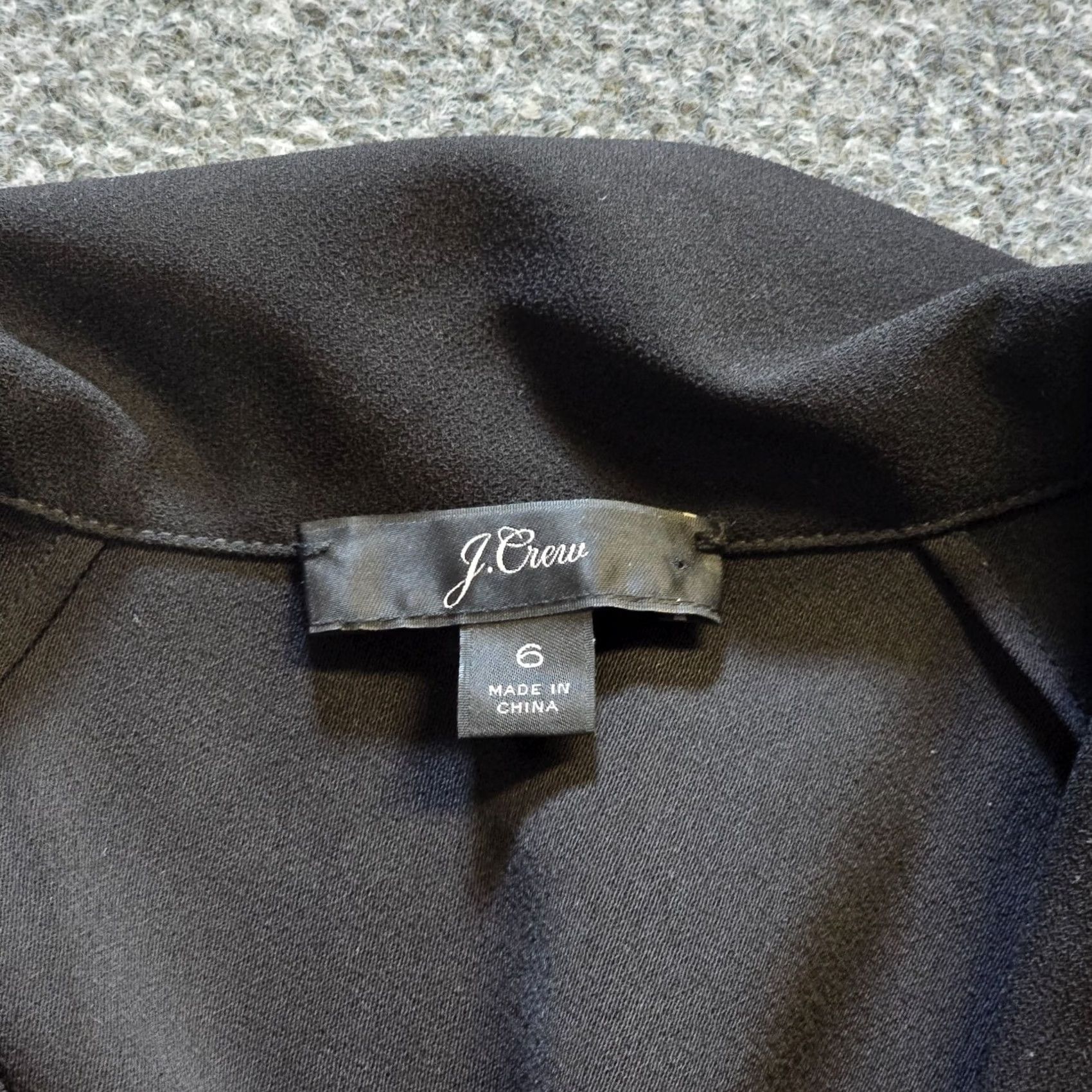 J.Crew J.CREW Top Womens Size 6 Black V Neck Peplum Long Sleeve Blouse Capstone Minimal Career Capsule Casual Size M / US 6-8 / IT 42-44 - 4 Thumbnail
