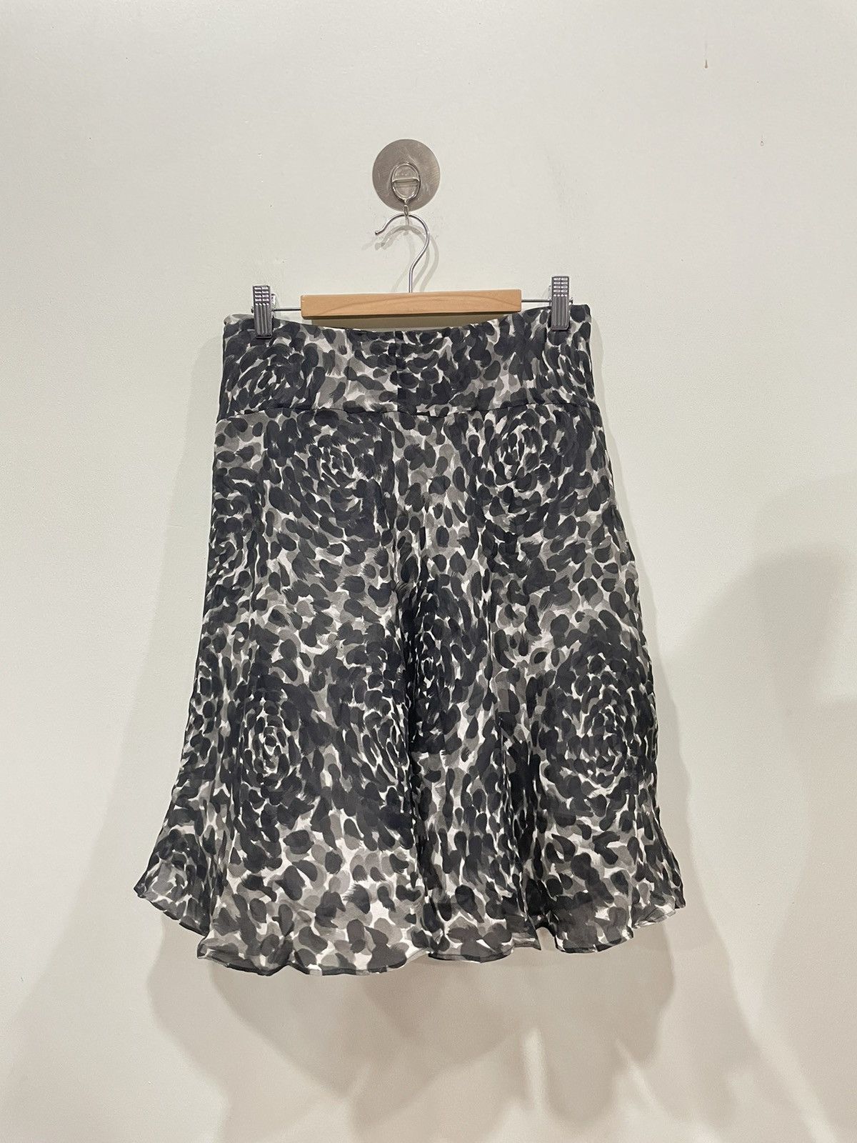 Donna Karan Donna Karan New York skirt Size 25" / US 0 / IT 36 - 2 Thumbnail