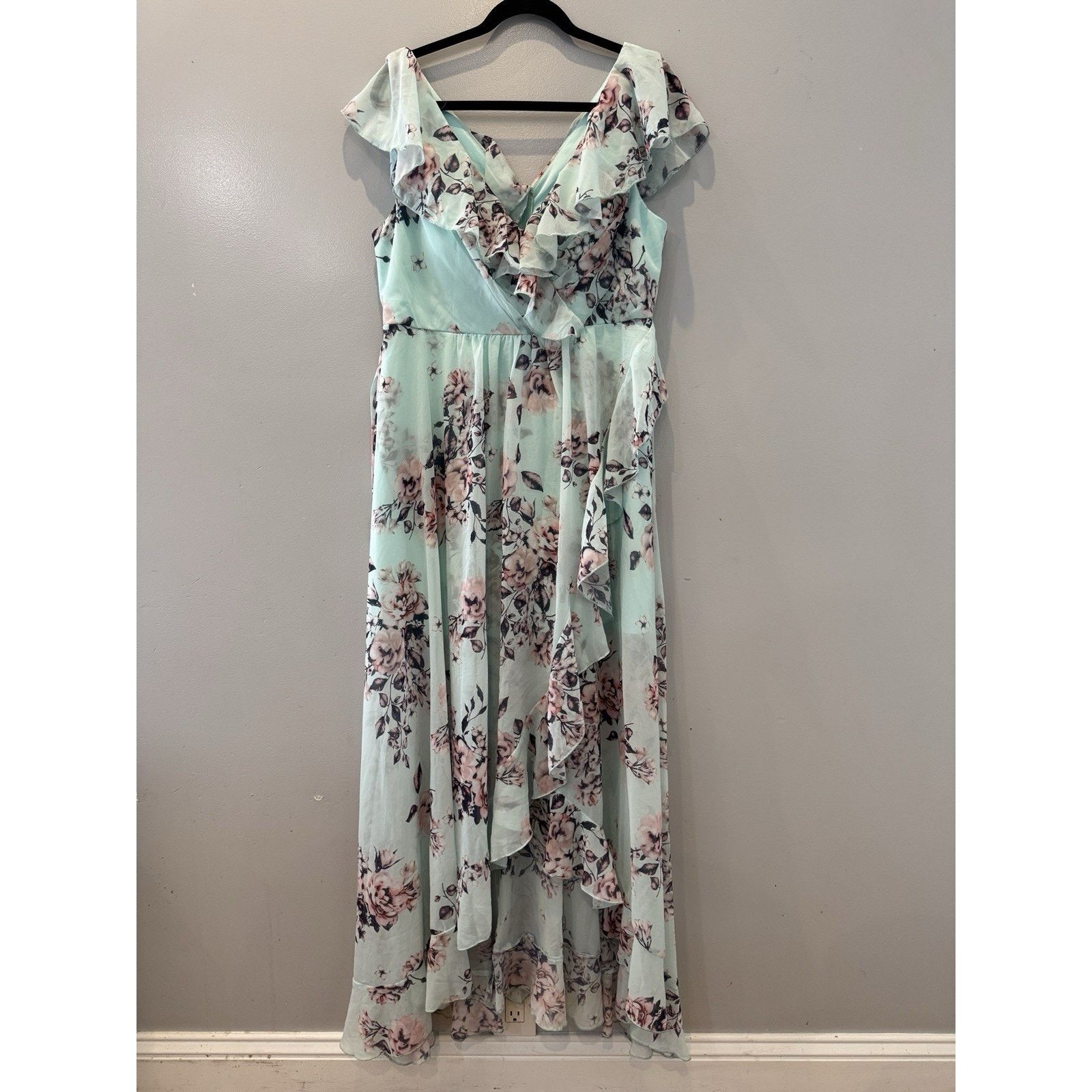 Shein SHEIN Belle XL Floral Print Ruffle Trim Bridesmaid Dress Size XL / US 12-14 / IT 48-50 - 1 Thumbnail