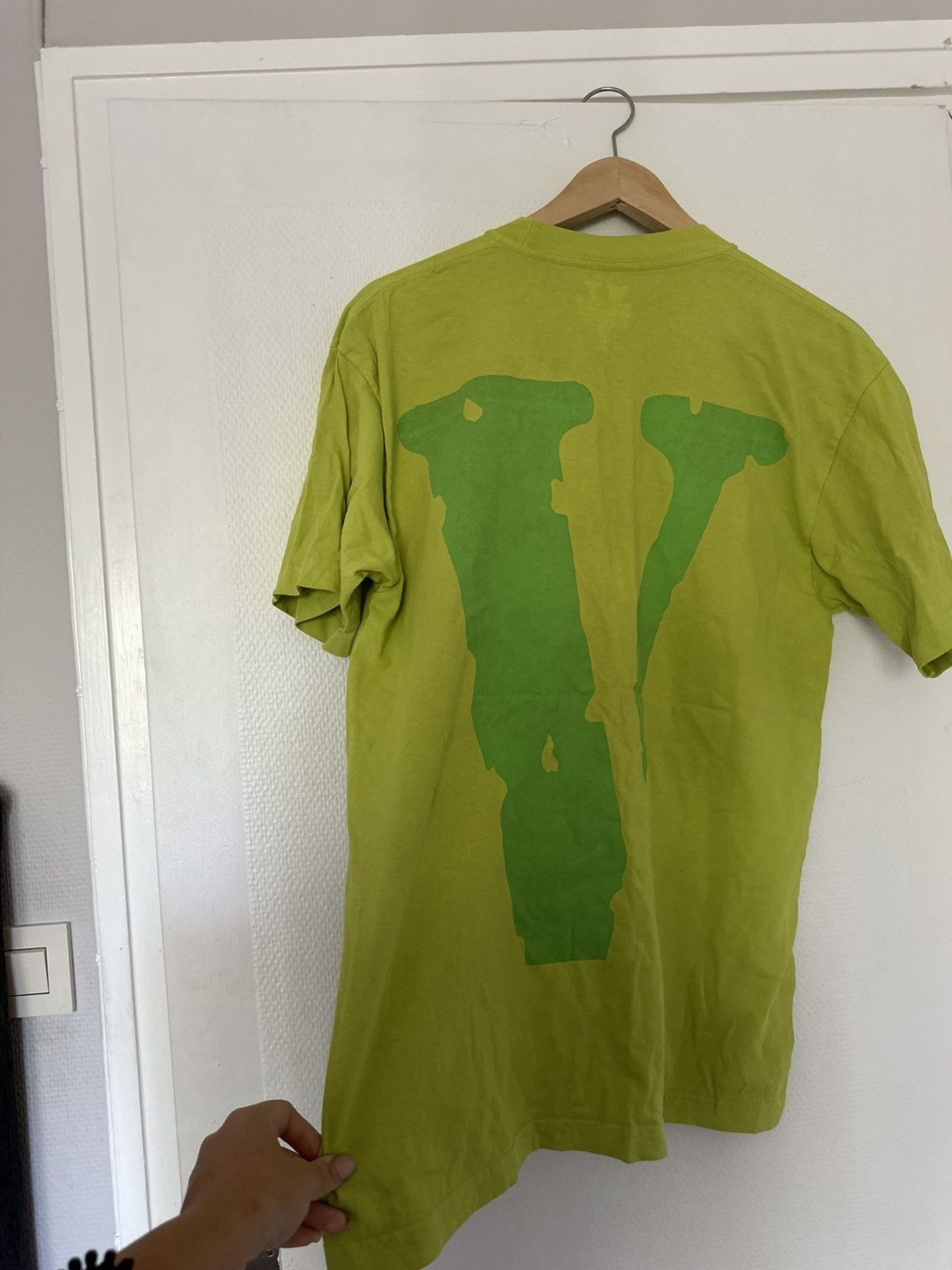 Vlone Vlone Asap rocky exclusive return to Sweden Size US S / EU 44-46 / 1 - 2 Thumbnail