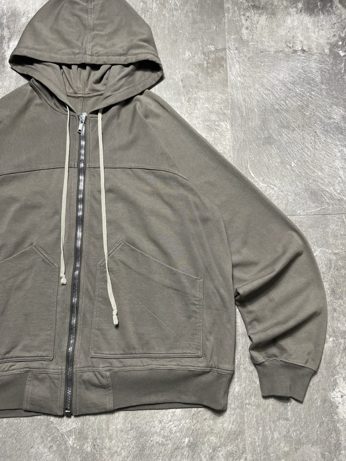 Rick Owens Rick Owens SS 22 Strobe Raglan Zip Up Hoodie Dust Size US M / EU 48-50 / 2 - 3 Thumbnail