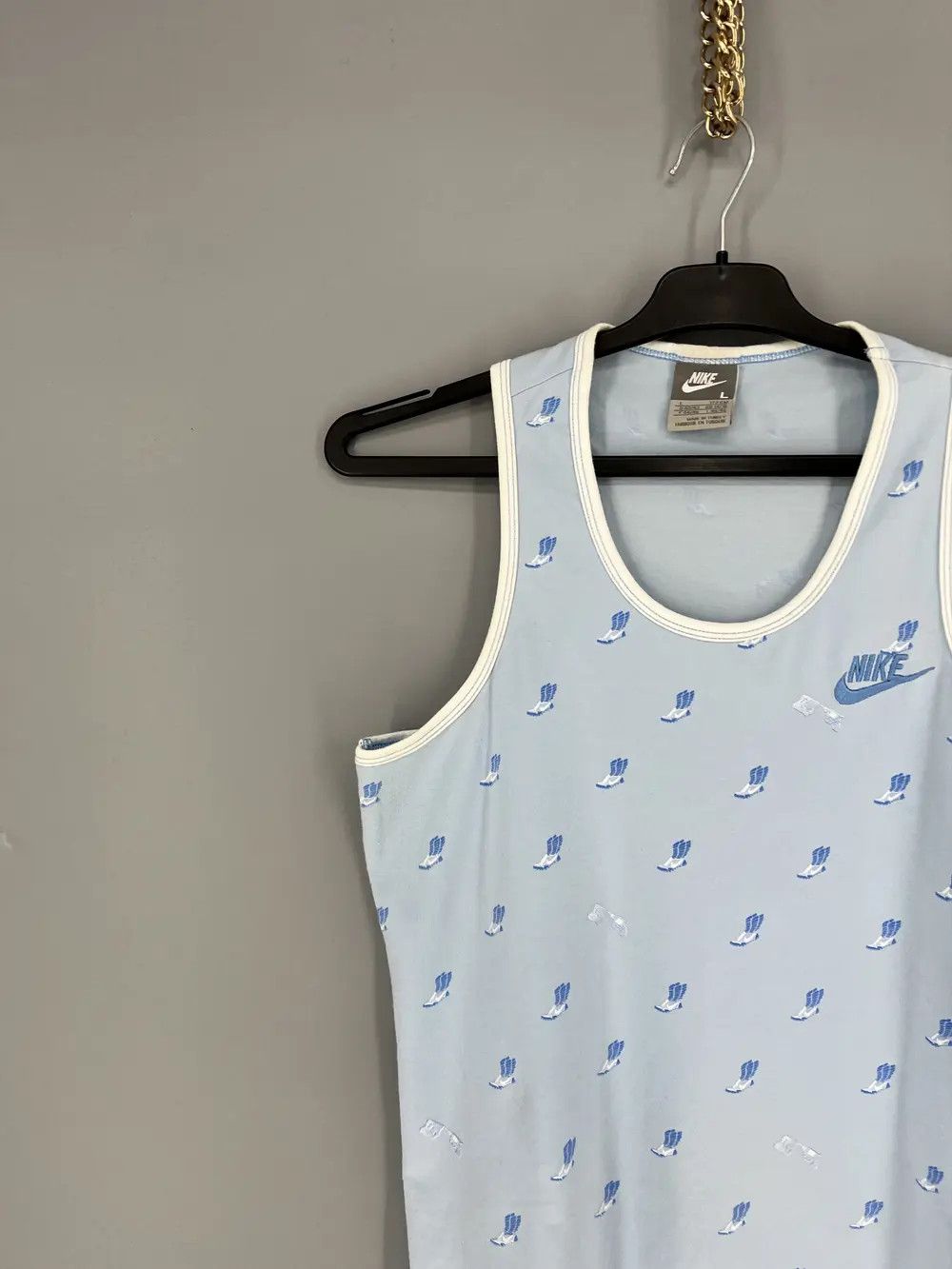 Nike Vintage 90s Nike Big Logo T-shirt Streetwear Style Size L / US 10 / IT 46 - 4 Thumbnail