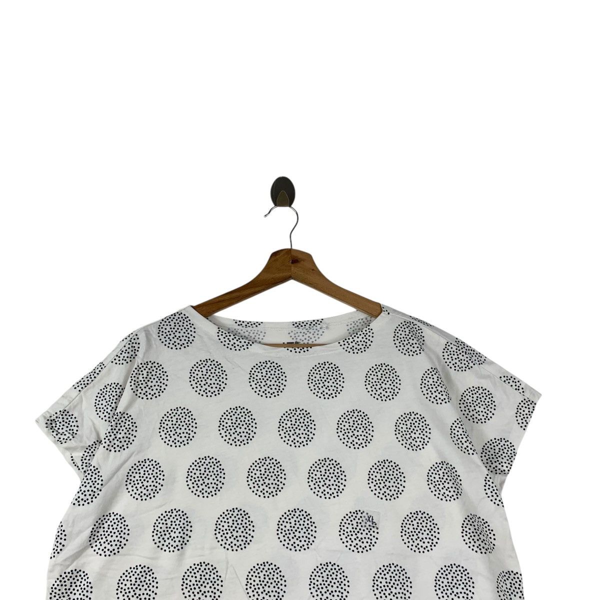 Uniqlo UNIQLO x POMPE HEDENGREN Scandinavian Pattern Tee Shirt Size XL / US 12-14 / IT 48-50 - 2 Thumbnail