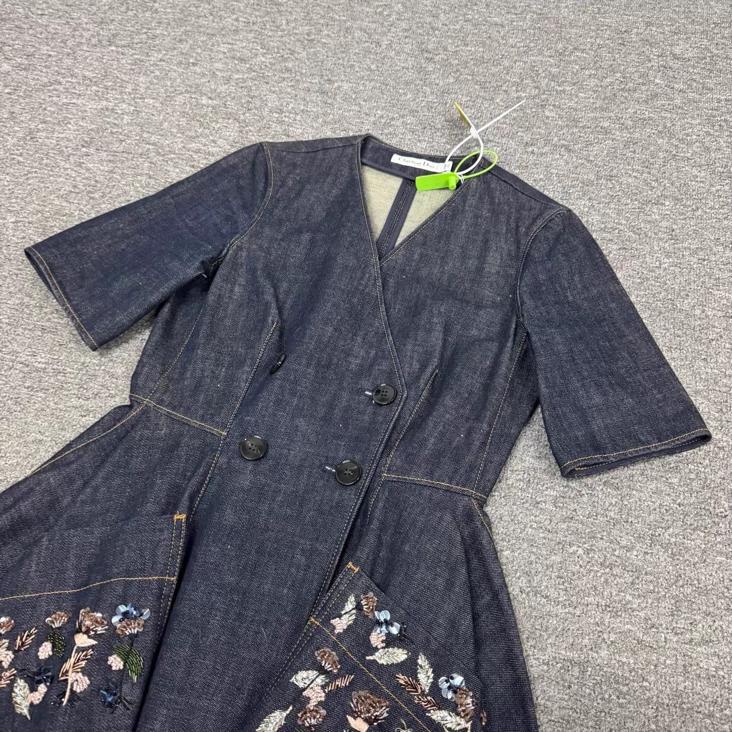 Dior Dior Runway Beaded Floral Denim Dress 36 99 new LYF Size XS / US 0-2 / IT 36-38 - 3 Thumbnail