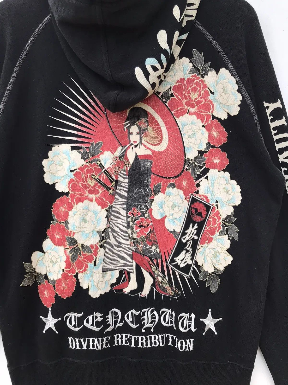 If Six Was Nine Divine Retribution "DANGEROUS BEAUTY" Geisha Samurai Hoodie Size US M / EU 48-50 / 2 - 6 Thumbnail