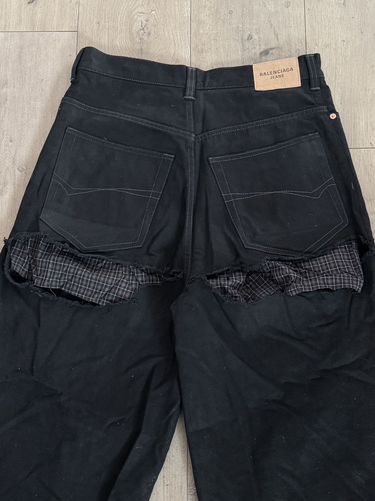 Balenciaga Balenciaga Boxer Baggy Black Runway Rare Destroyed Denim Size US 33 - 3 Thumbnail