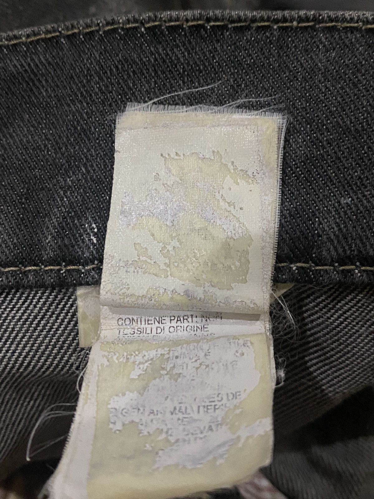 Brunello Cucinelli Brunello Cucinelli Dark Wash Smoky Black Distressed Jeans Size US 34 / EU 50 - 16 Thumbnail