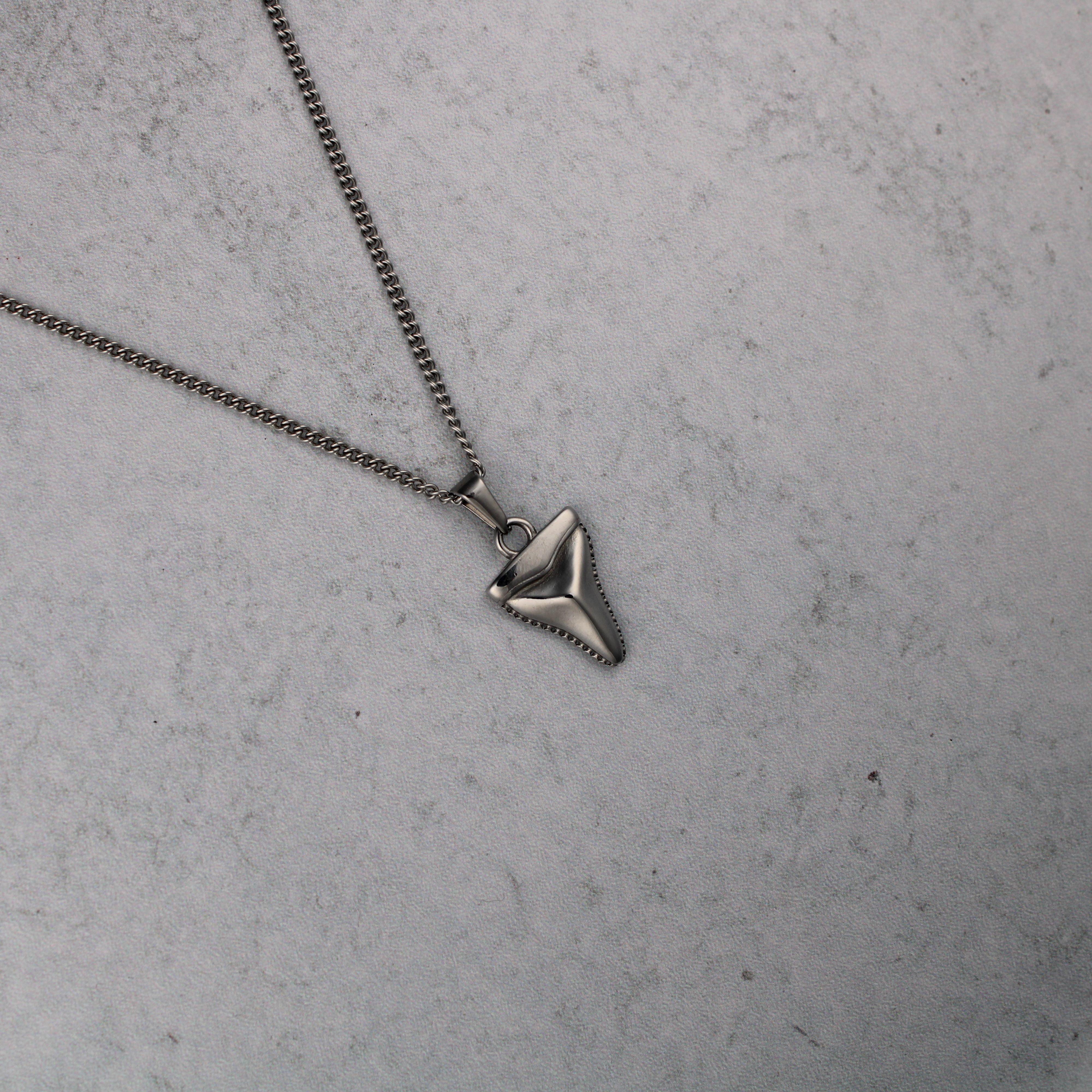 Jewelry Silver Shark Tooth Pendant Chain Necklace Size ONE SIZE - 5 Thumbnail