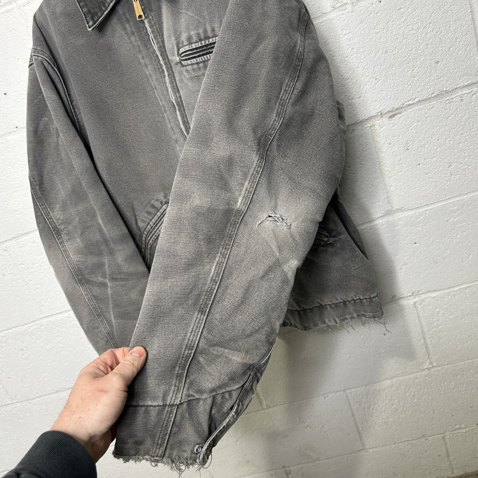 Carhartt Thrashed Vintage Carhartt Detroit Jacket “Gravel” J97 GVL Size US XL / EU 56 / 4 - 11 Thumbnail
