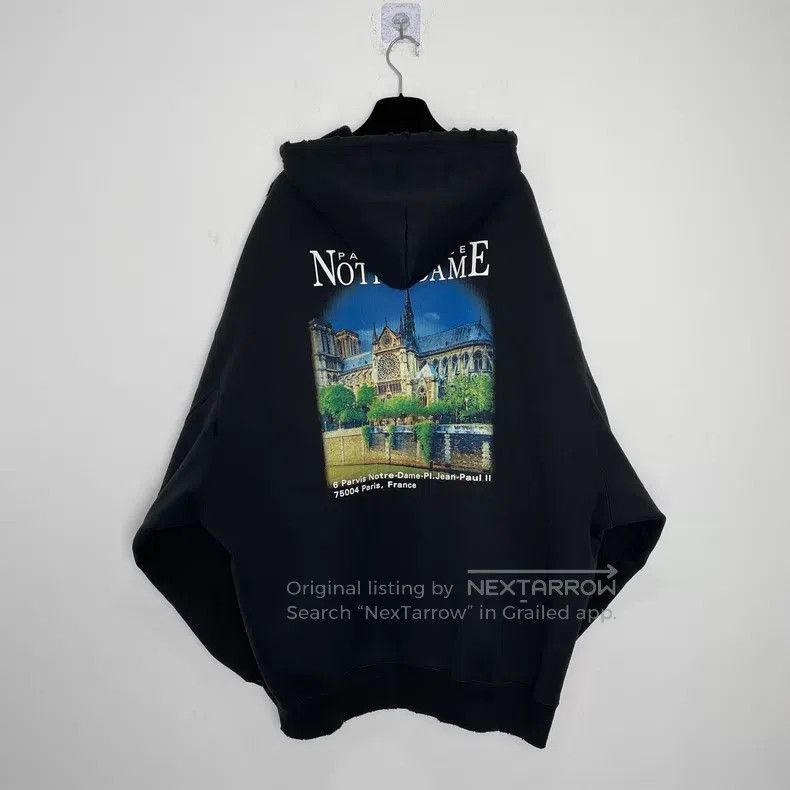 Balenciaga Balenciaga Castle Printed Destroyed Hoodie Sweatshirt Size US M / EU 48-50 / 2 - 2 Thumbnail