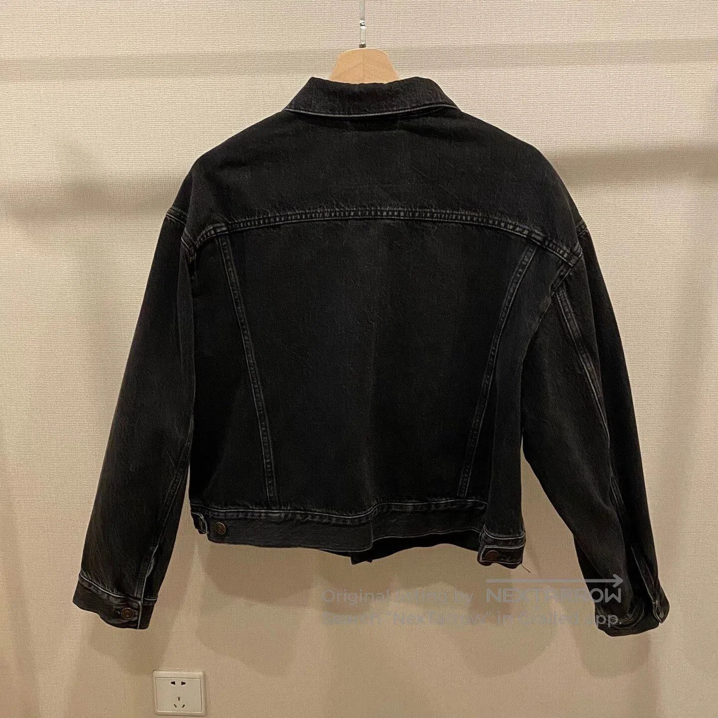 Balenciaga Balenciaga Distressed Cropped Denim Jacket. Size XXS / US 00 / IT 34 - 2 Thumbnail