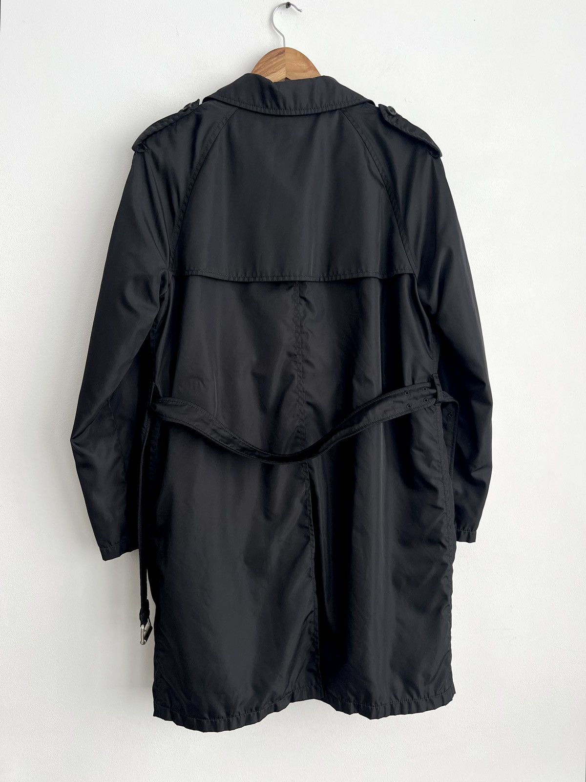 Prada 90s Prada ReNylon Double Breasted Black Trench Coat Size US M / EU 48-50 / 2 - 2 Thumbnail