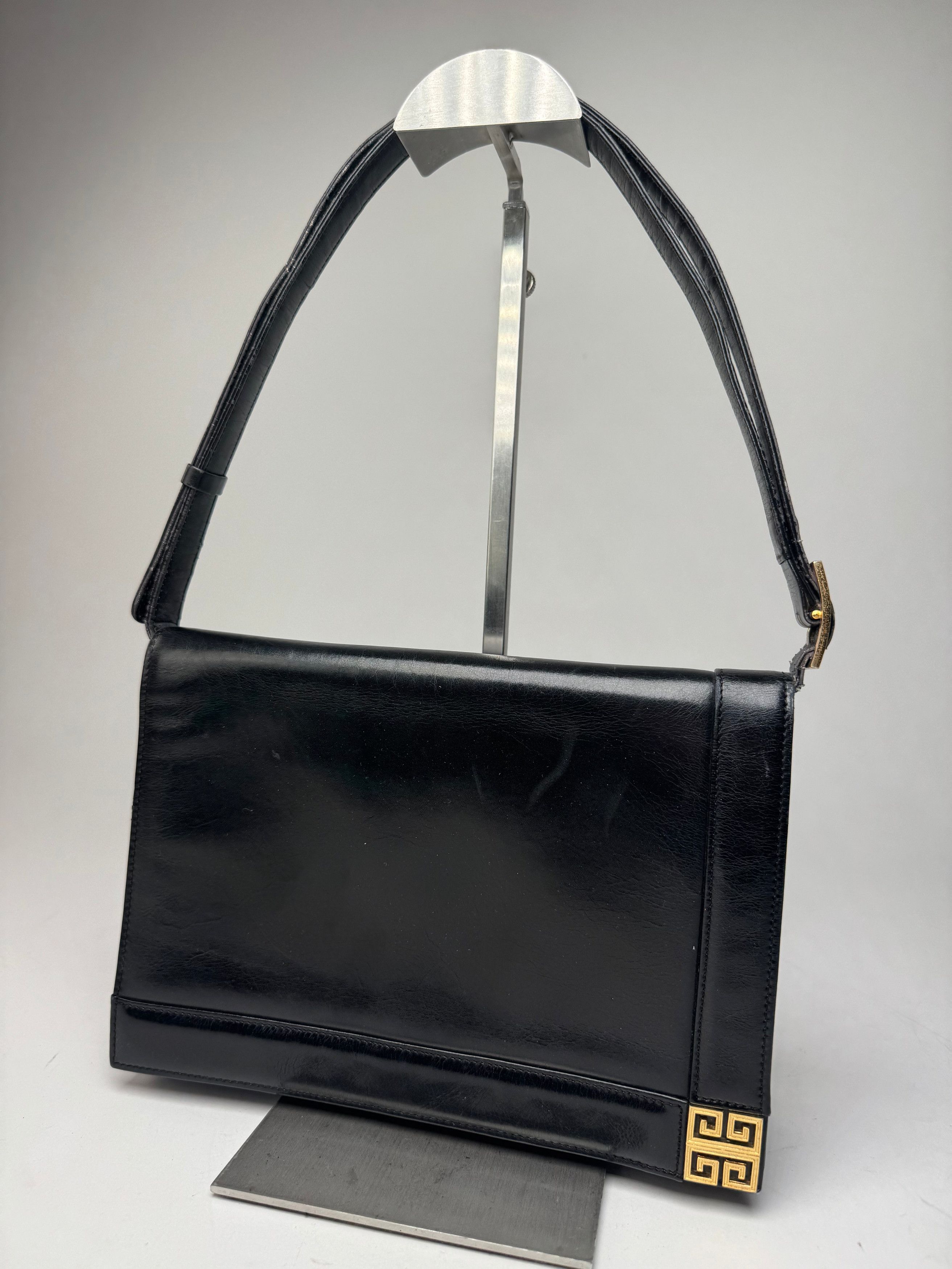 Givenchy Vintage Leather 2Way Handbag Black Size ONE SIZE - 1 Thumbnail