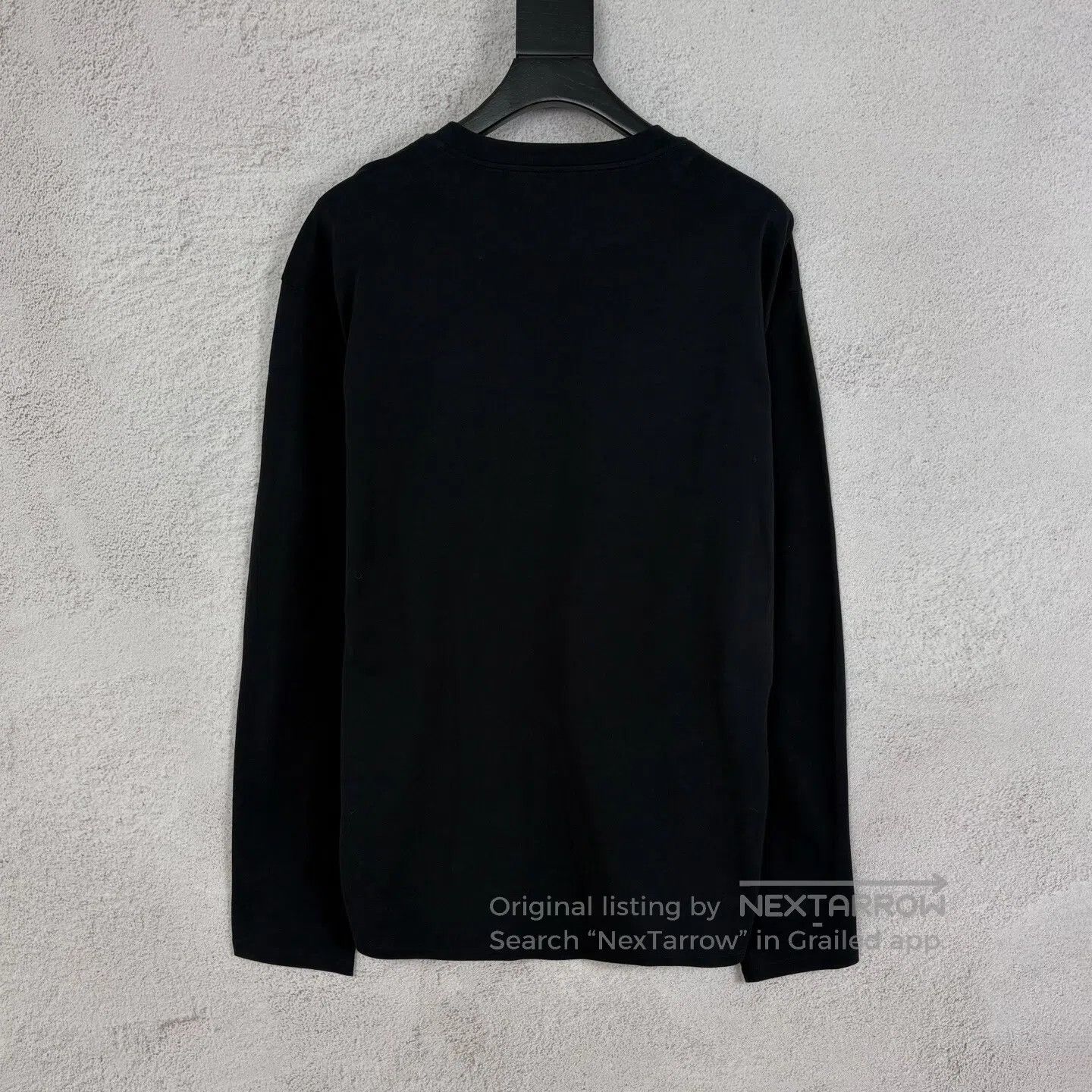 Prada Prada Delta-shaped logo long-sleeve T-shirt Size US L / EU 52-54 / 3 - 2 Thumbnail