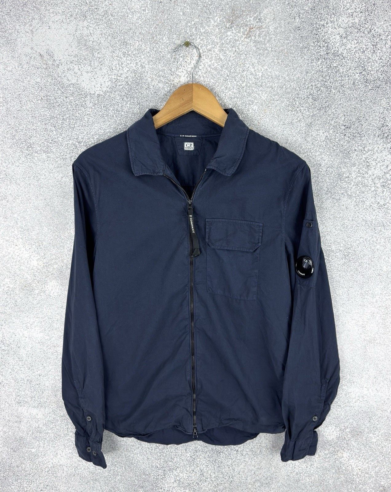 C.P. Company C.P. Company Emerized Gabardine Zipper Navy Shirt Jacket Size US S / EU 44-46 / 1 - 1 Thumbnail
