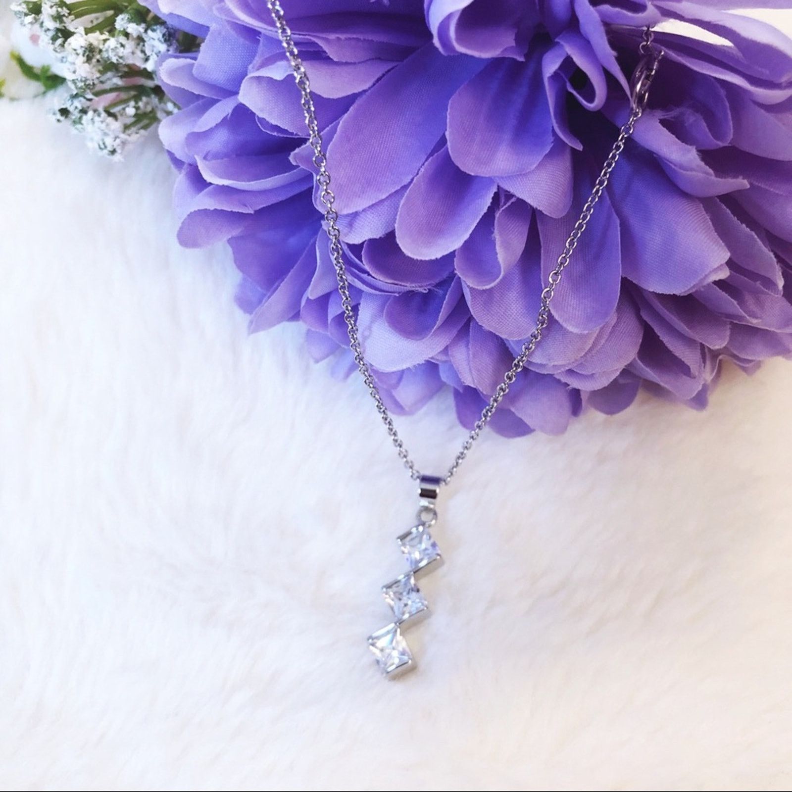 Other Sterling Silver Trio Crystal Necklace Size ONE SIZE - 3 Thumbnail