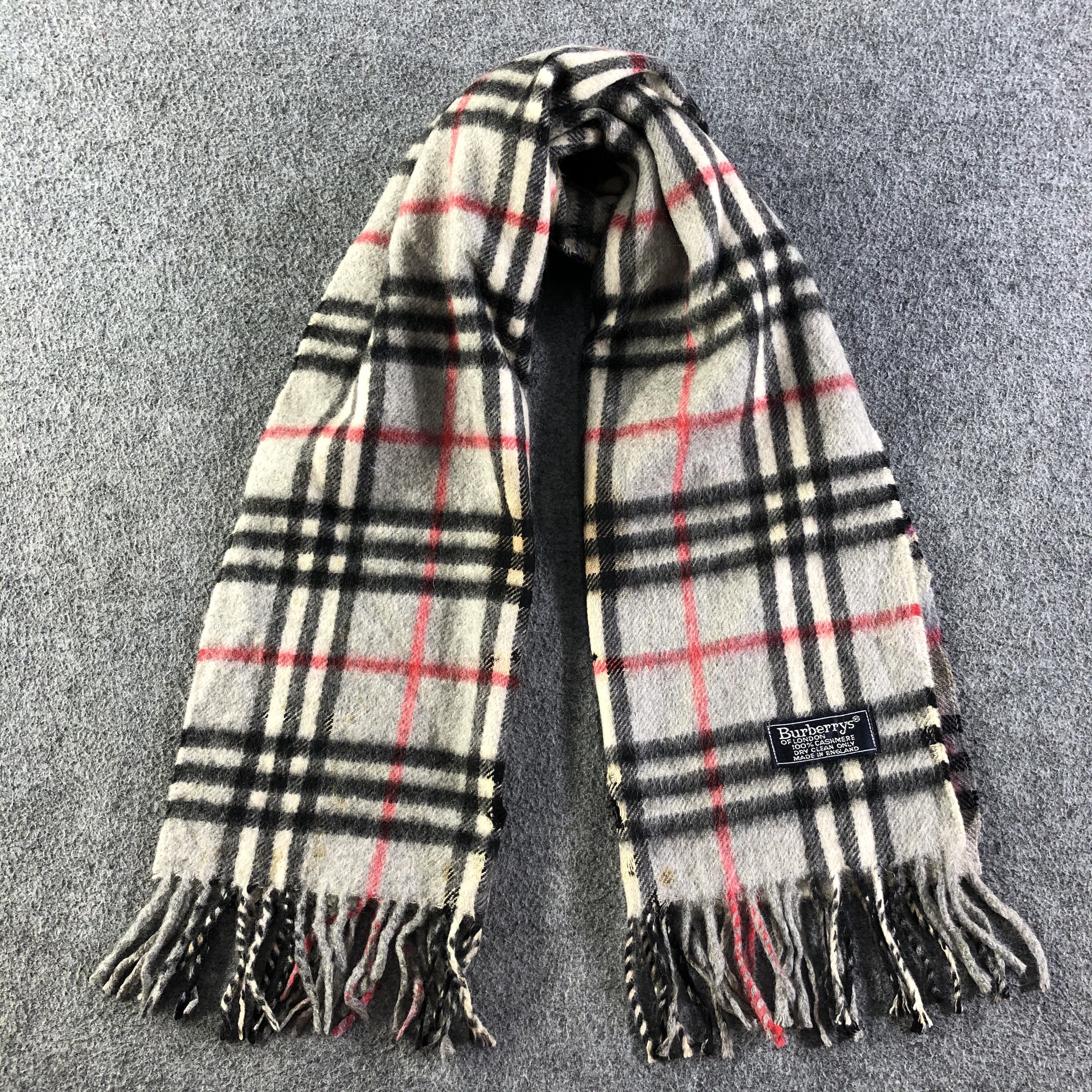 Burberry Burberry Cashmere Scarf / Muffler / Neckwear P589 Size ONE SIZE - 1 Thumbnail