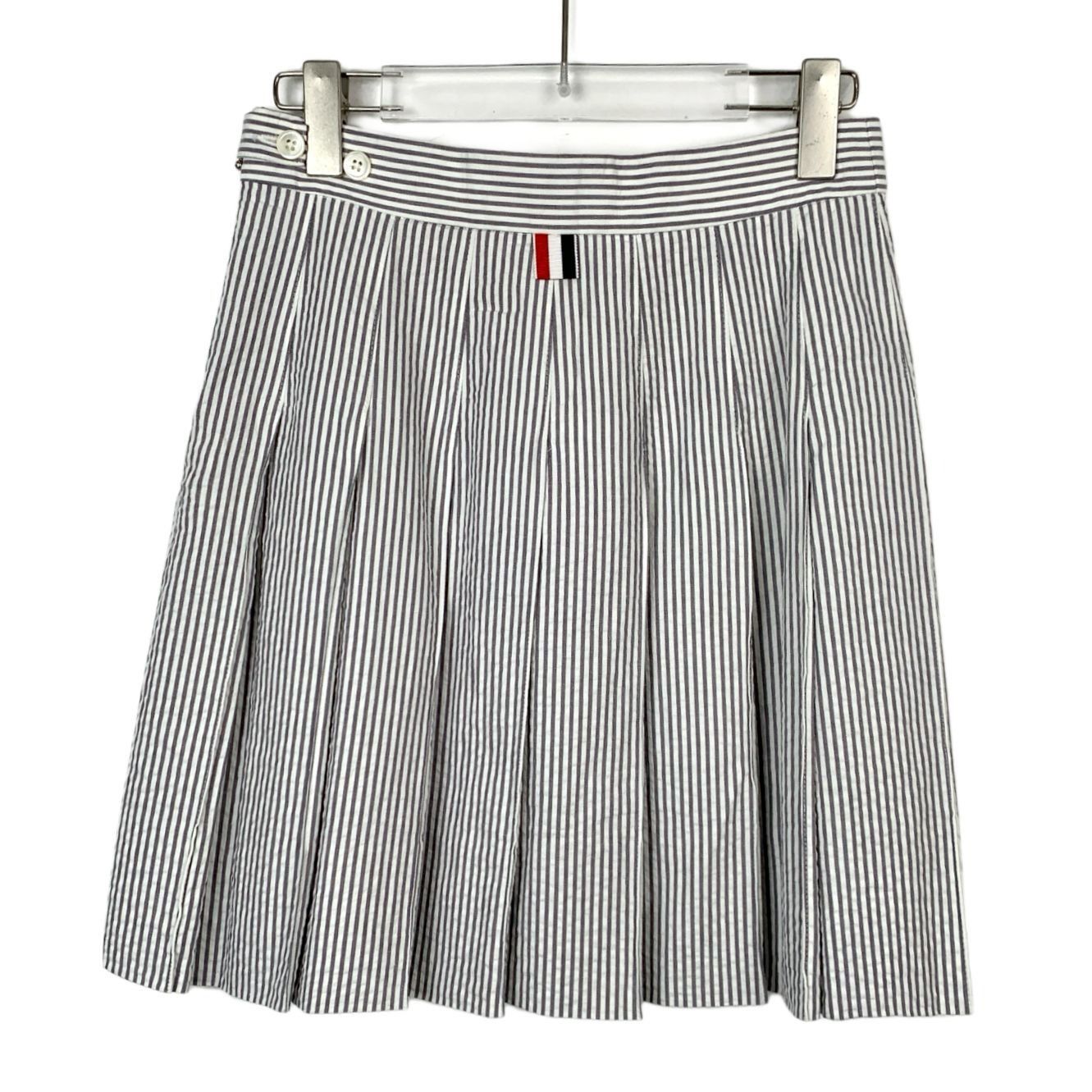 Thom Browne H9285 Thom Browne Gray & White Striped Pleated Mini Skirt Wi Size 40" / US 18 - 2 Thumbnail