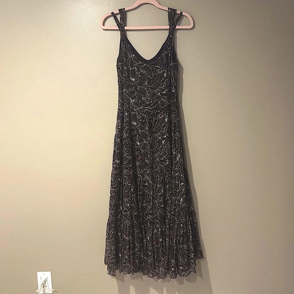 Nine West beachy silk whimsical maxi floor length flowy gown Size M / US 6-8 / IT 42-44 - 1 Thumbnail