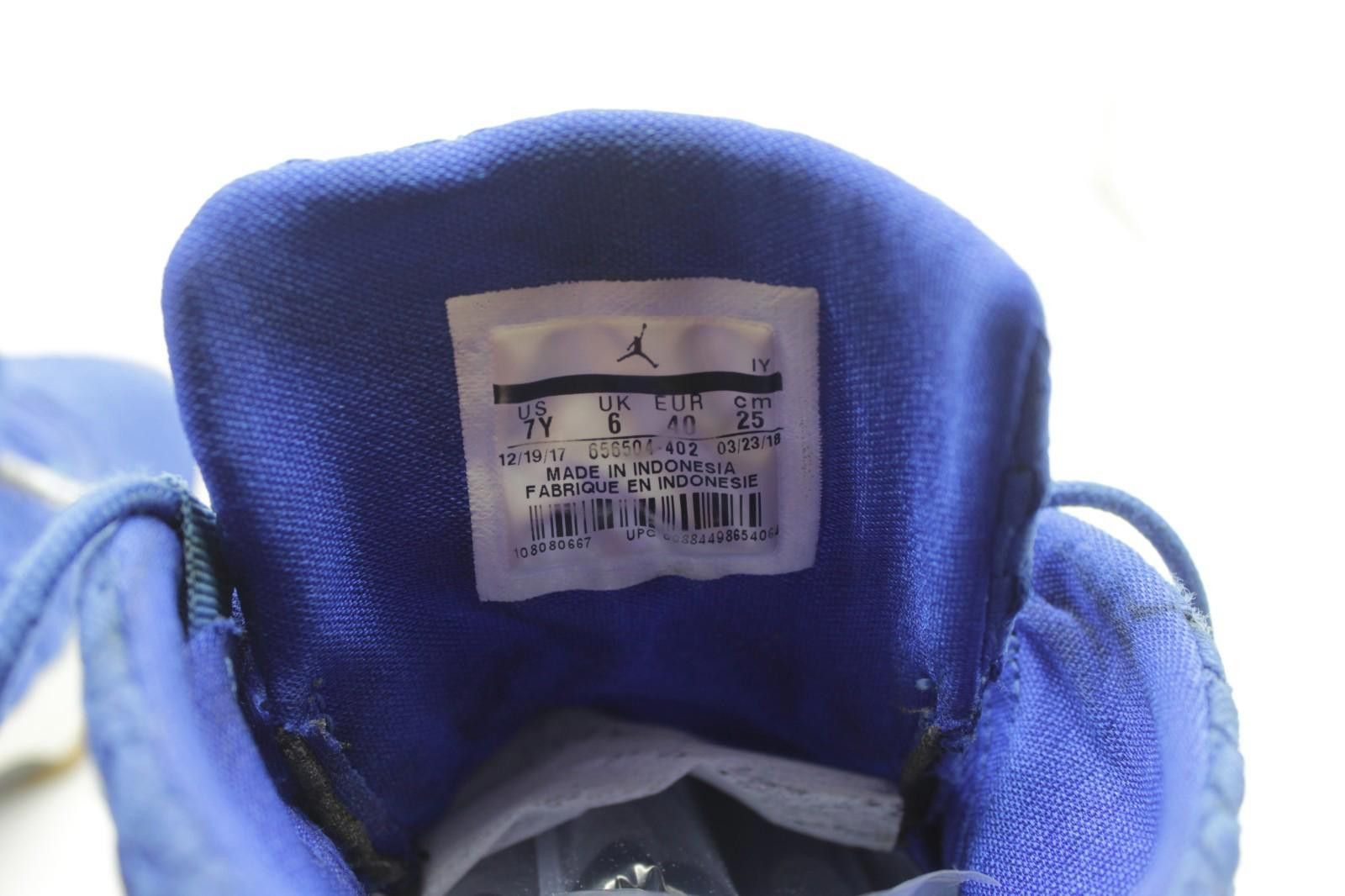 Jordan Brand Nike Air Jordan Future Hyper Royal Sneaker 656504-402 Size 7 Size US 7 / EU 40 - 8 Thumbnail
