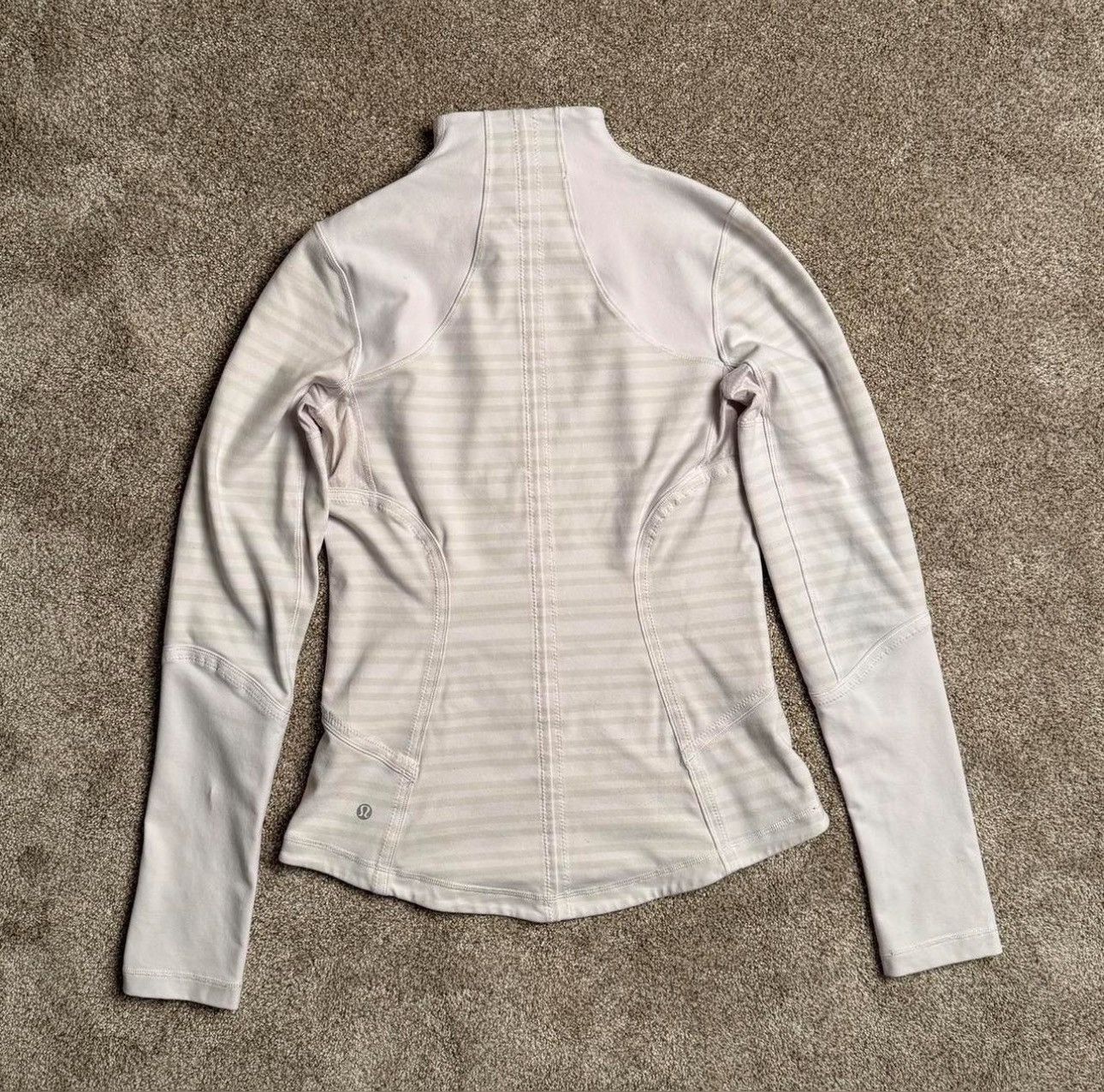 Lululemon LULULEMON “FEINT STRIPE” DEFINE JACKET Size M / US 6-8 / IT 42-44 - 5 Thumbnail