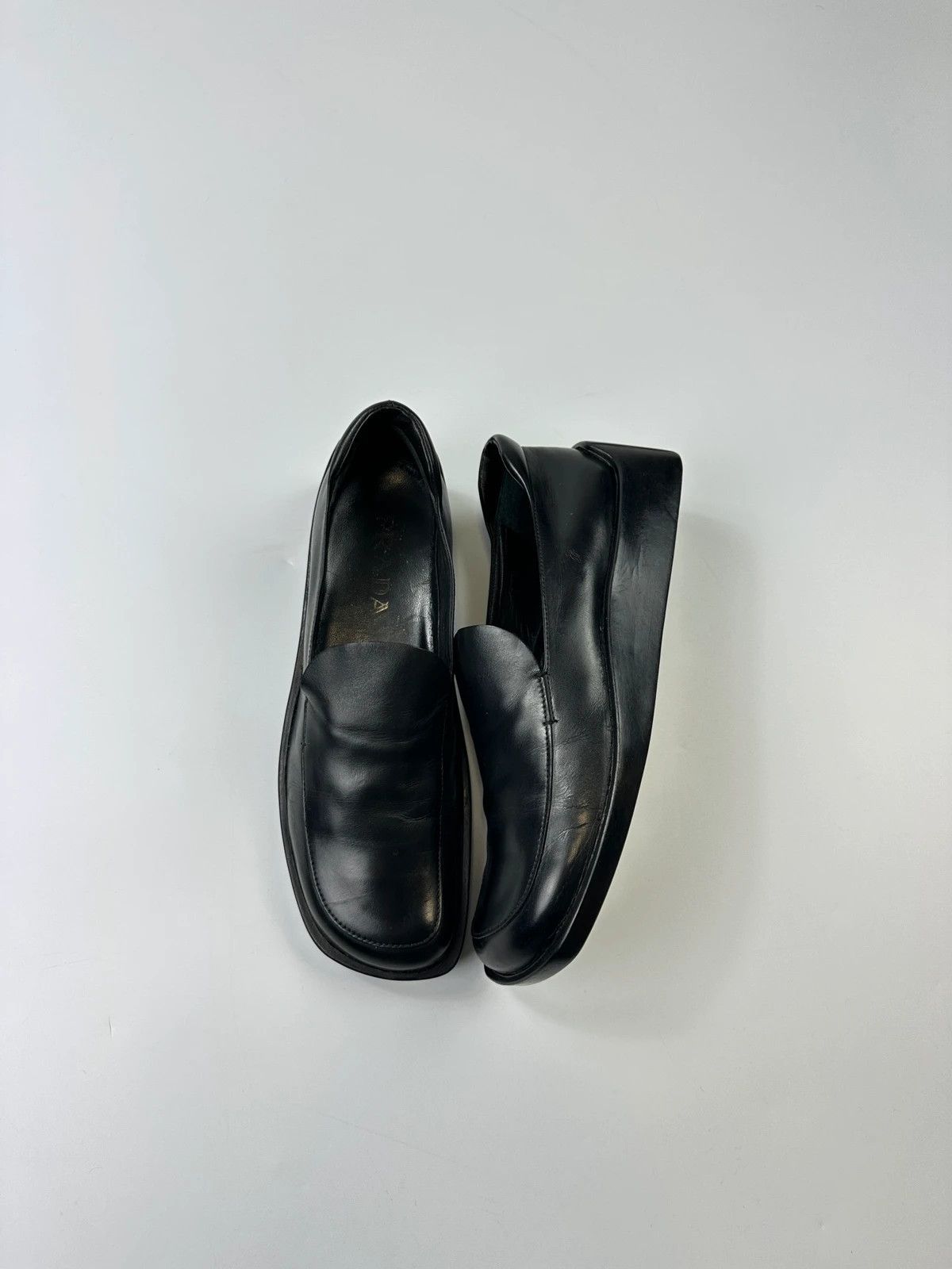 Prada Prada Milano SS1998 Black Leather Plateform Shoes Loafer Size US 8 / IT 38 - 2 Thumbnail