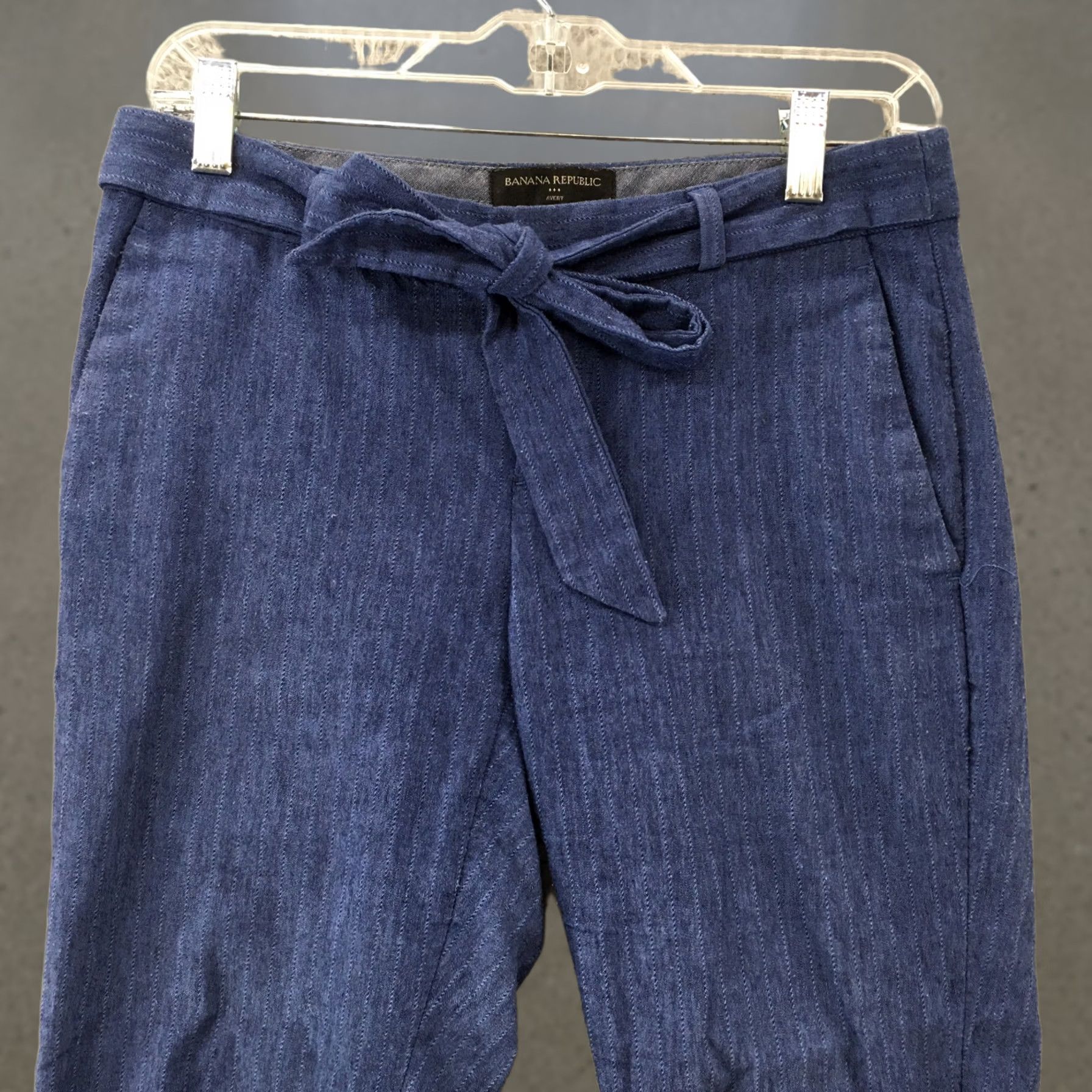 Banana Republic Banana Republic Avery Paperbag Trouser Pants Womens 0P Blue Mid Rise Zip Fly Pants Boys? Size 25" / US 0 / IT 36 - 1 Thumbnail
