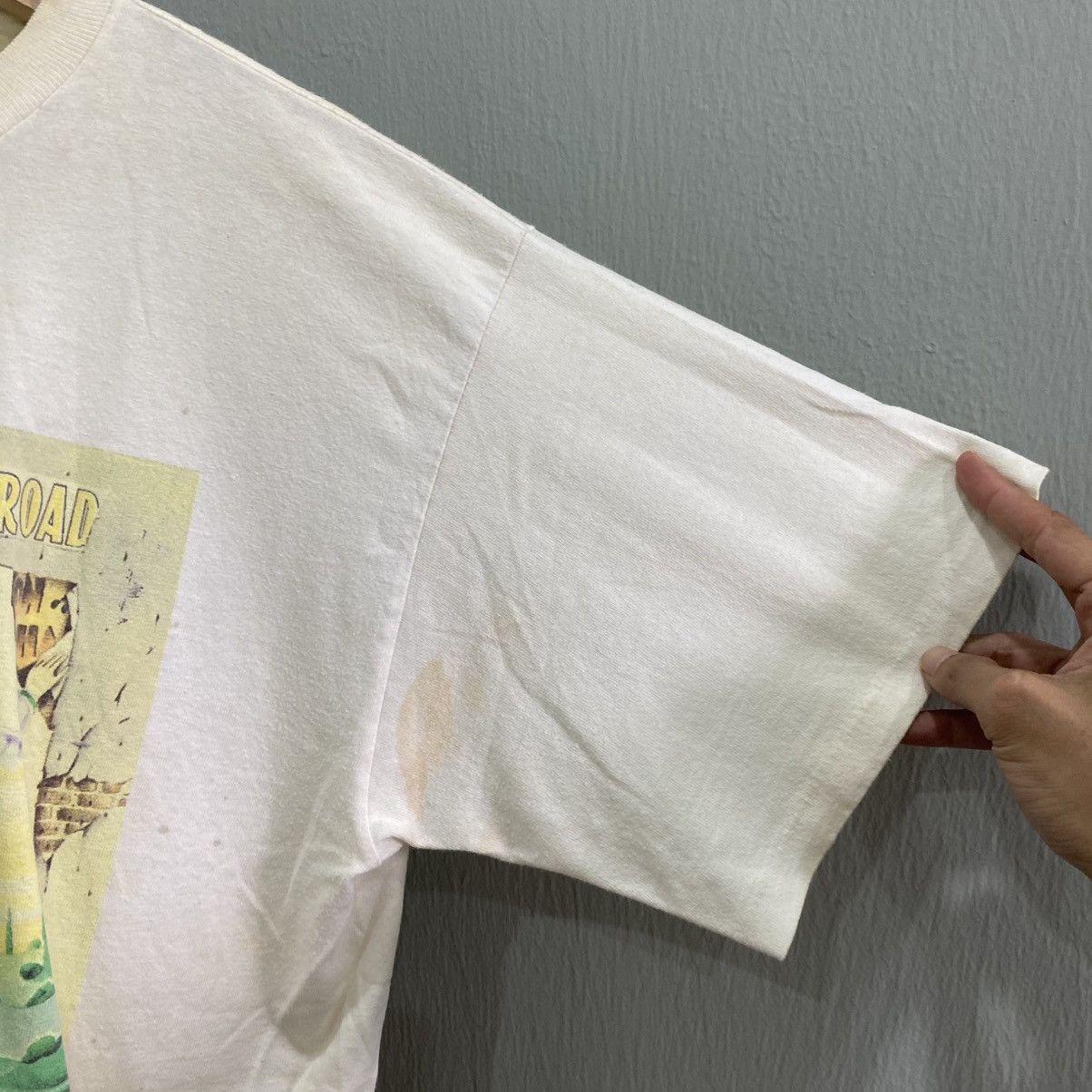 Band Tees Vintage 90s Elton John Goodbye Yellow Brick Road Tour Tee Size US L / EU 52-54 / 3 - 8 Thumbnail