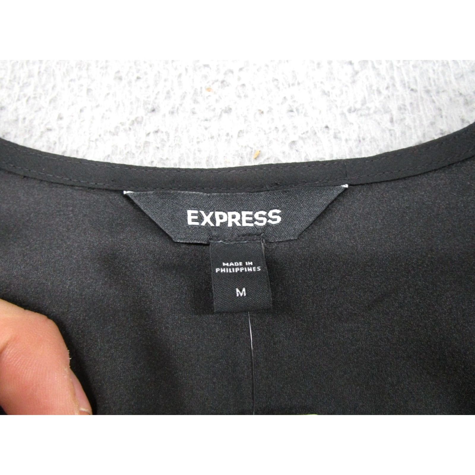 Express Express Blouse Shirt Womens Crotch Snap Short Sleeve Size M Black Preppy NEW Size M / US 6-8 / IT 42-44 - 3 Thumbnail