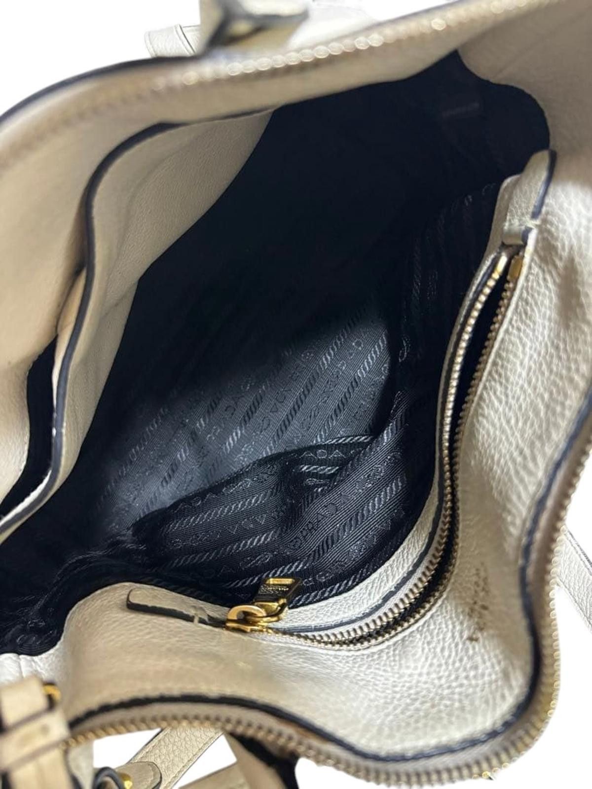 Prada Prada - White Leather Women's Satchel Bag Size ONE SIZE - 3 Thumbnail