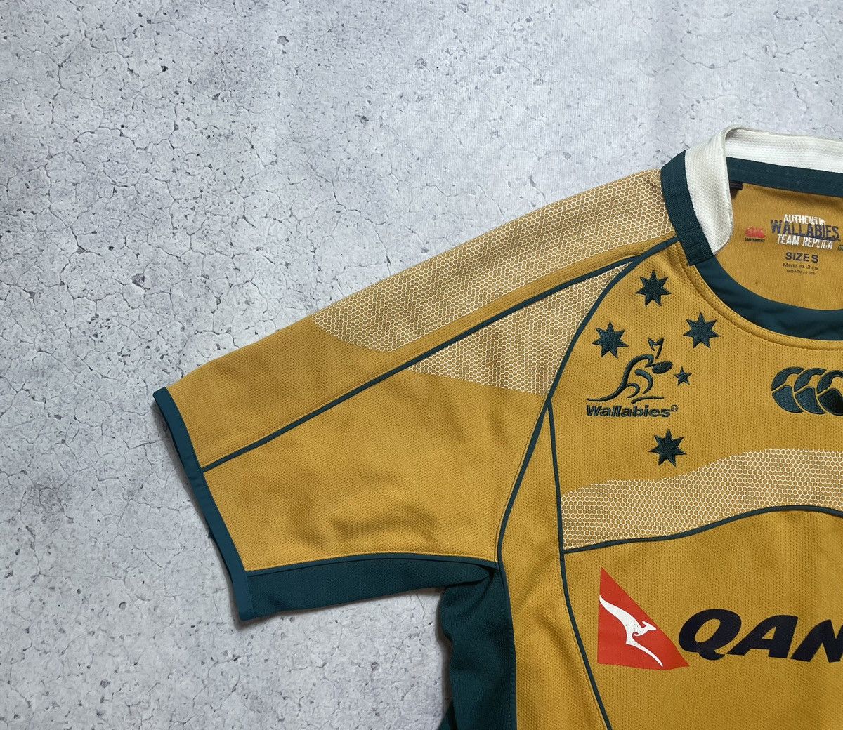 Canterbury of New Zealand Vintage Canterbury Wallabies Australia Rugby Union Shirt Size US S / EU 44-46 / 1 - 4 Thumbnail