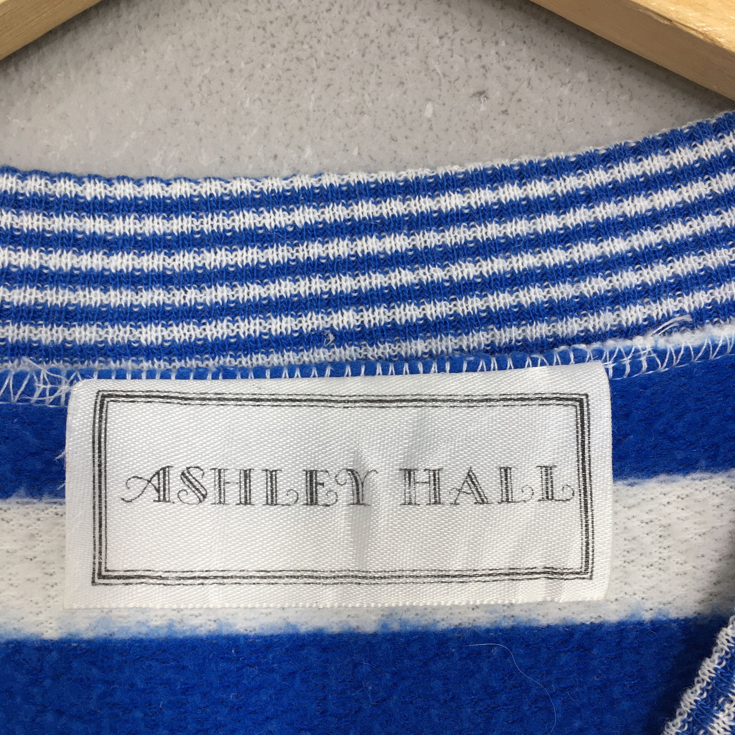 NCAA Vintage Ashley Hall Stripes Sweatshirt Medium Size US M / EU 48-50 / 2 - 4 Thumbnail