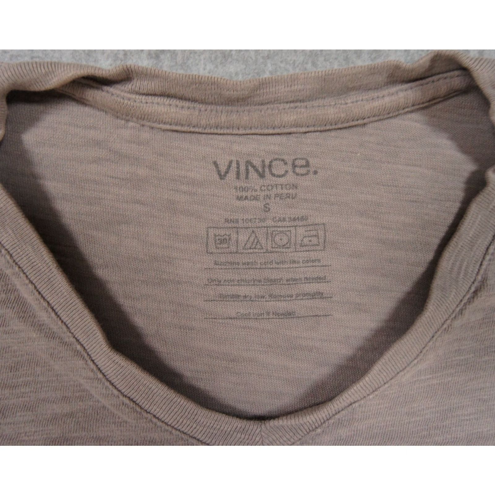 Vince Vince Shirt Men's Small Gray V-Neck Short Sleeve Cotton T-Shirt Preppy Size US S / EU 44-46 / 1 - 4 Thumbnail