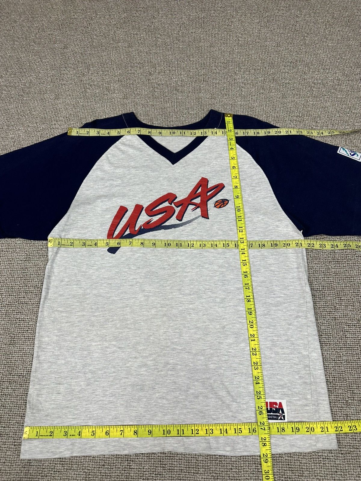 NBA Vintage USA Basketball Team Single Stitch Tshirt A961 Size US L / EU 52-54 / 3 - 7 Thumbnail