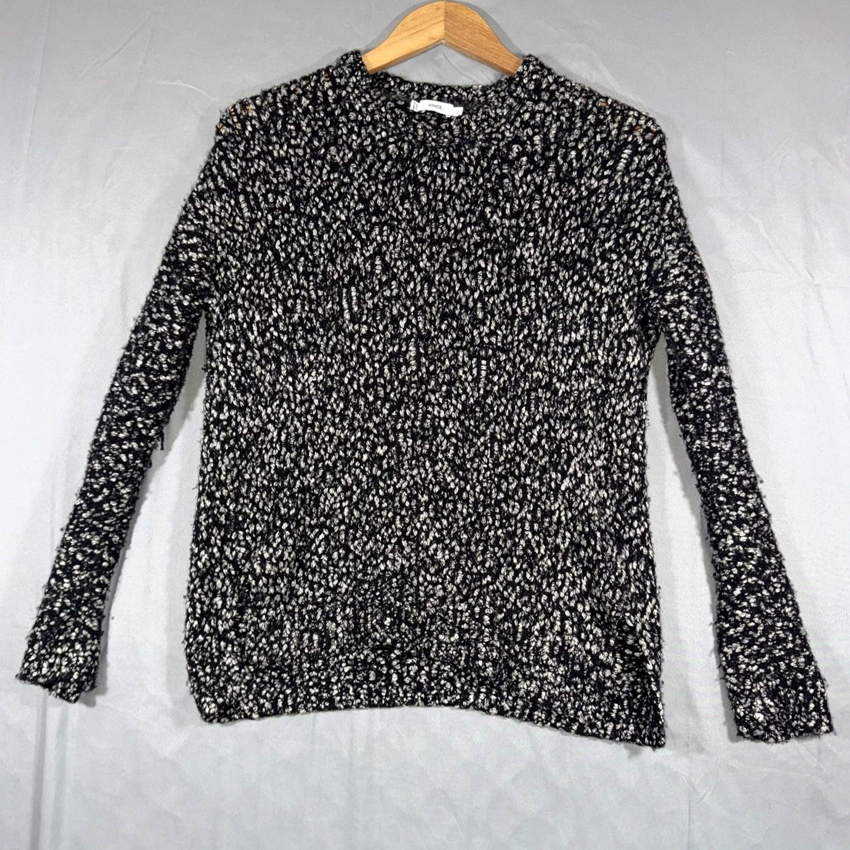 Vince Vince Sweater Womens XS Black White Boucle Knit Crewneck Pullover Crew Neck Long Sleeve Sold Pattern Solid Knit Vintage Noe? Size XS / US 0-2 / IT 36-38 - 2 Thumbnail