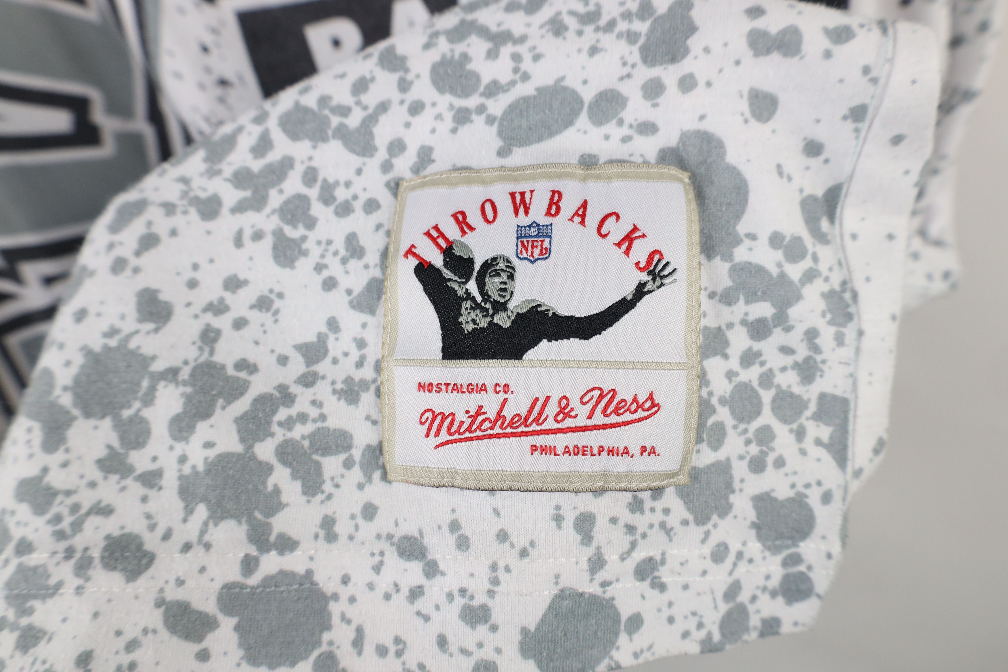 Mitchell & Ness × Vintage Vintage Mitchell & Ness Los Angeles Raiders Football T-Shirt Size US XXL / EU 58 / 5 - 8 Thumbnail