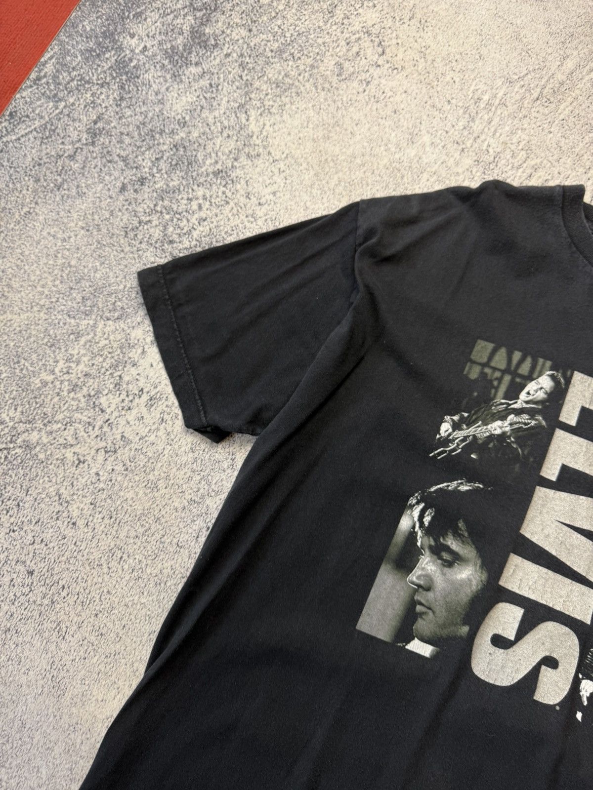 Band Tees Vintage Elvis 90s T-Shirts Y2K Size US XL / EU 56 / 4 - 10 Thumbnail