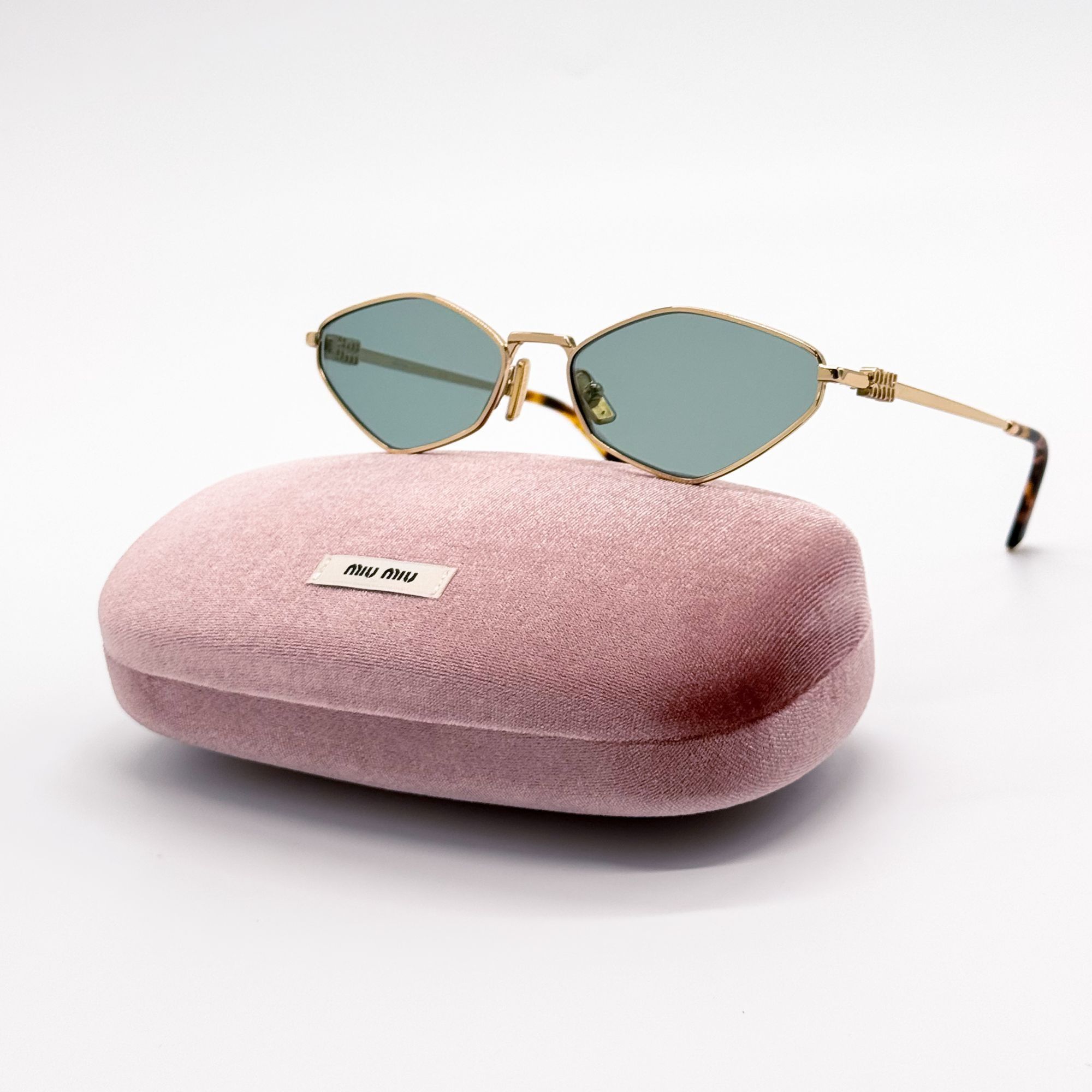 ♡miu♡ 様 オーダーページ ５点 Miu Miu MIU MIU MU 56ZS 5AK09Z Sunglasses | Grailed